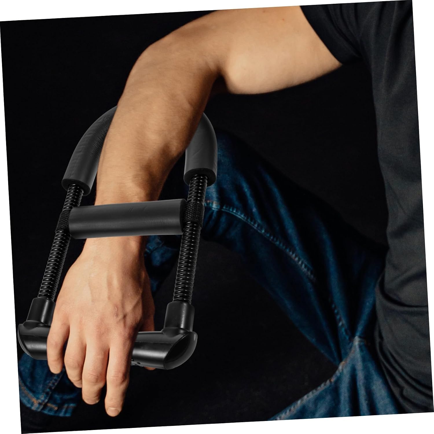 Wrist Strength Device for Grip Training Wrist and Forearm Strengthener Arm Strengthening Equipment Portable Indoor Fitness Device for Exercise 10.23 X 5.51 X 1.18 in