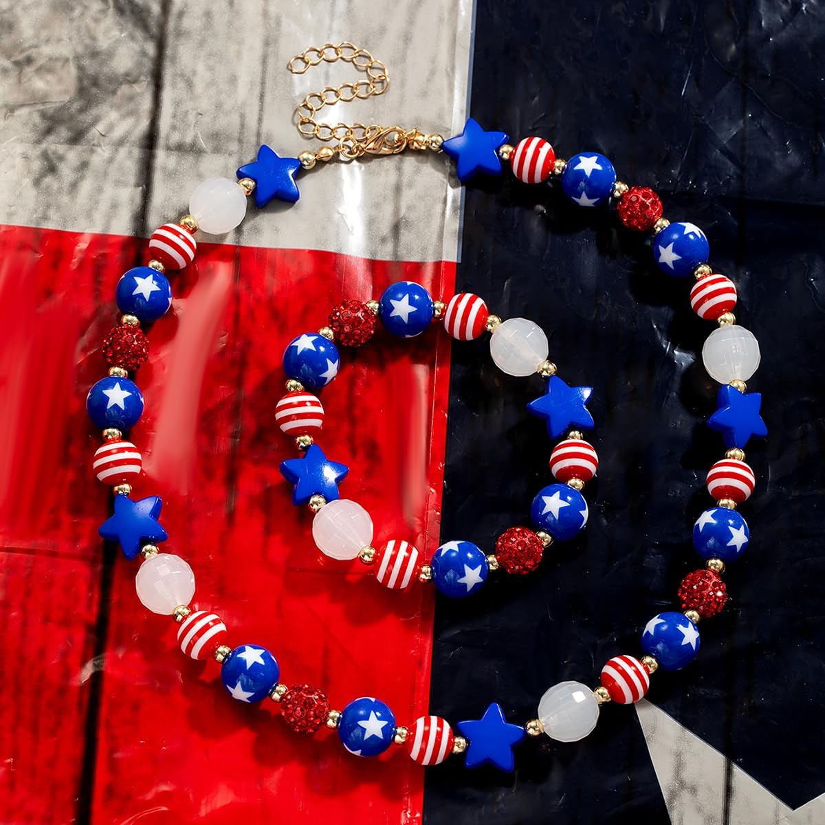 Red White Blue Star Jewelry Set for Women, USA Flag Inspired Colorful Chunky Acrylic Beaded Necklace and Bracelet Patriotic Stretch 4th of July Independence Day Statement Jewelry Gift