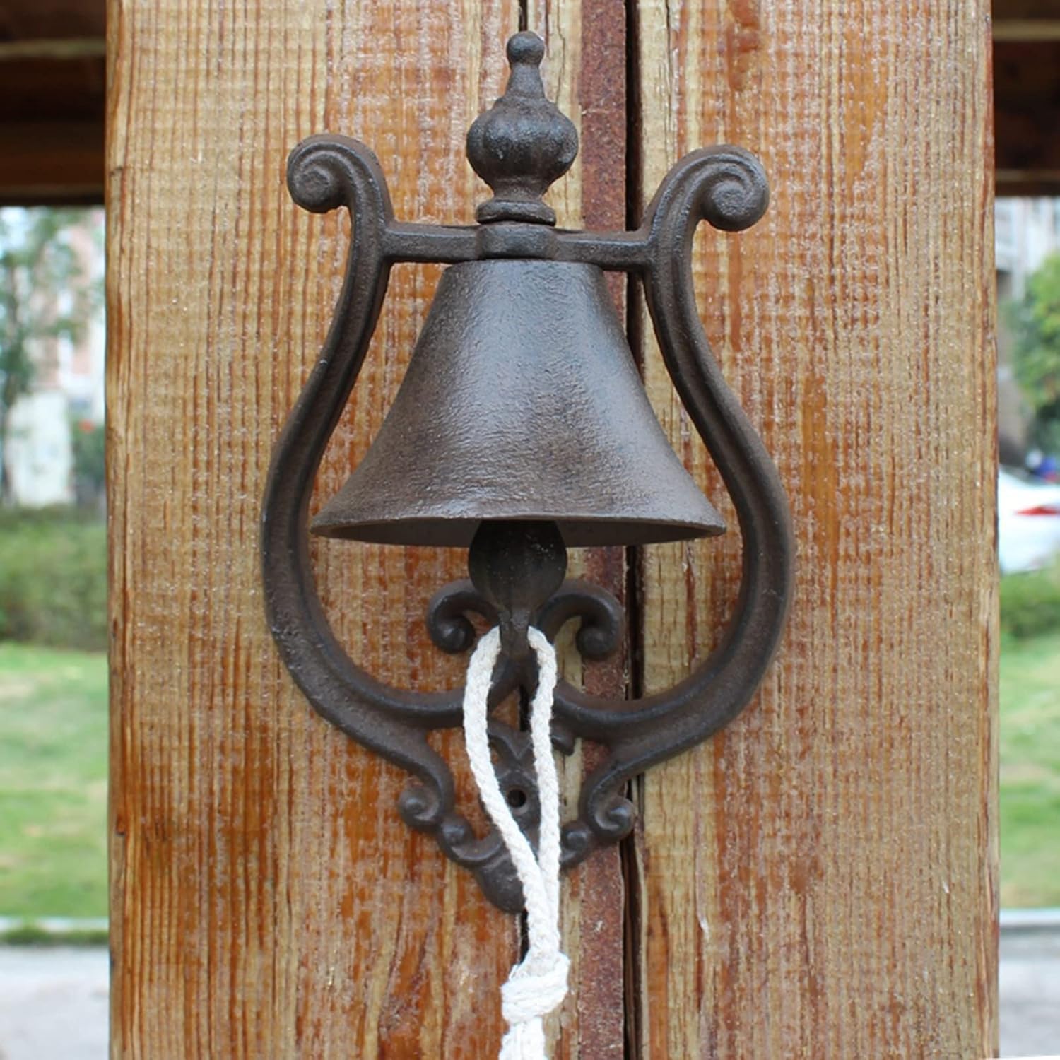 European Style Iron Large Bells, Classic Cast Iron Rustic Hanging Doorbell, Indoor Outdoor Manually Ringing Doorbell for Garden Patio Yard