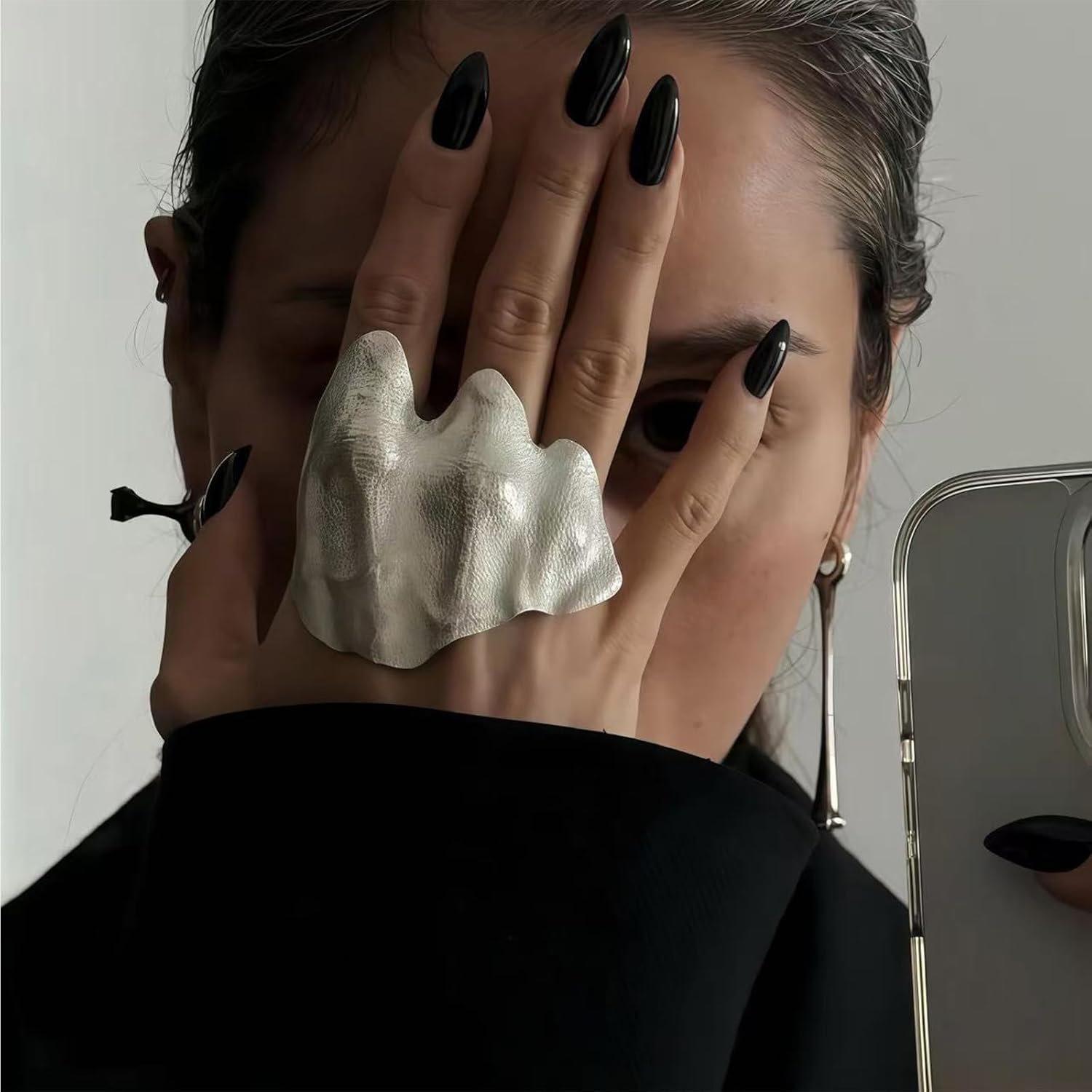 Atiptu Punk Finger Rings for Women Chunky Irregular Pleated Knuckle Ring Punk Hiphop Texture Pleated Joint Ring Gothic Halloween Cosplay Costume Statement Jewelry
