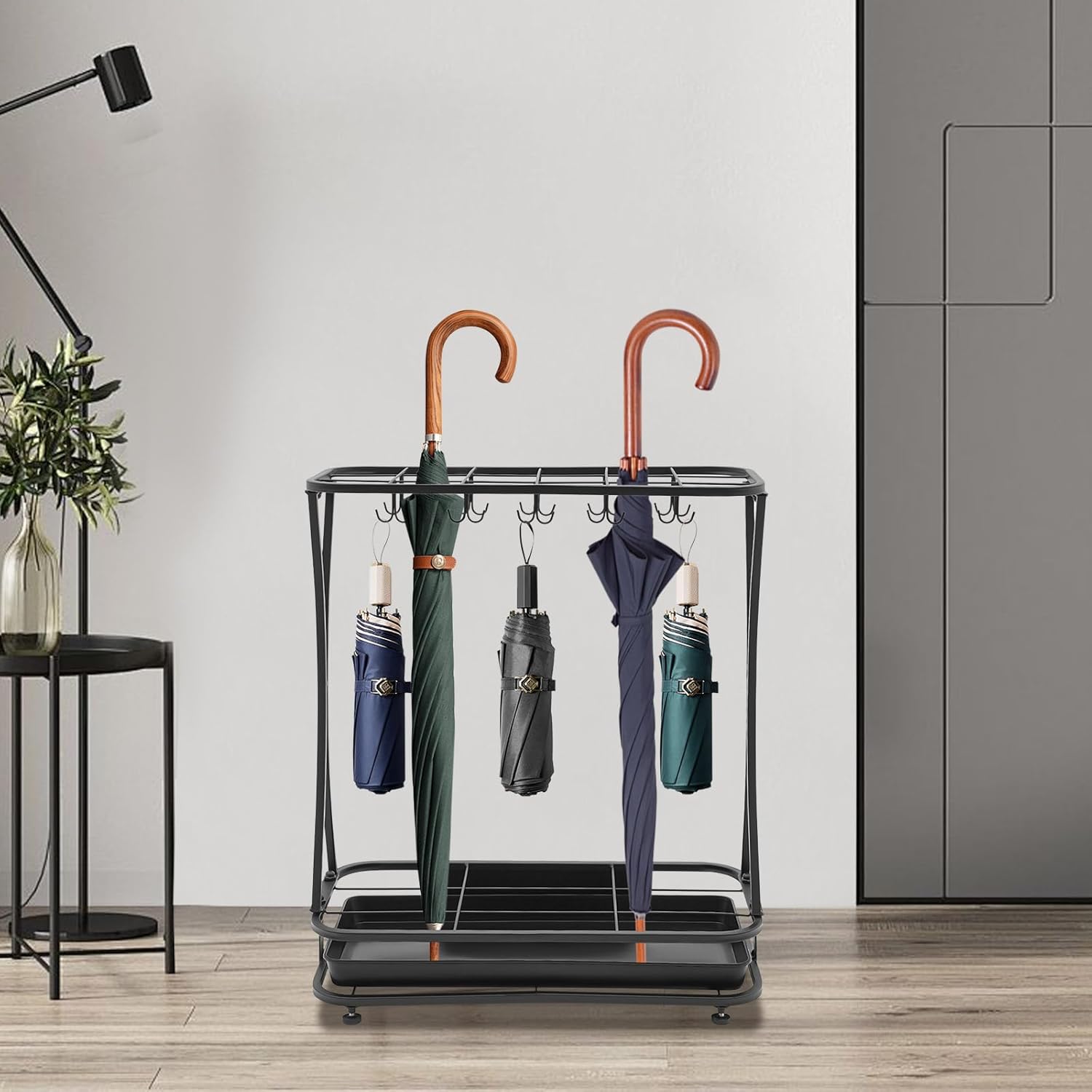 27.5in Umbrella Holder Stand, 18 Slots 20 Hooks Free Standing Umbrella Organizer With Water Tray And Hooks, Freely Movable Design For Entryway, Mudrooms, Office.