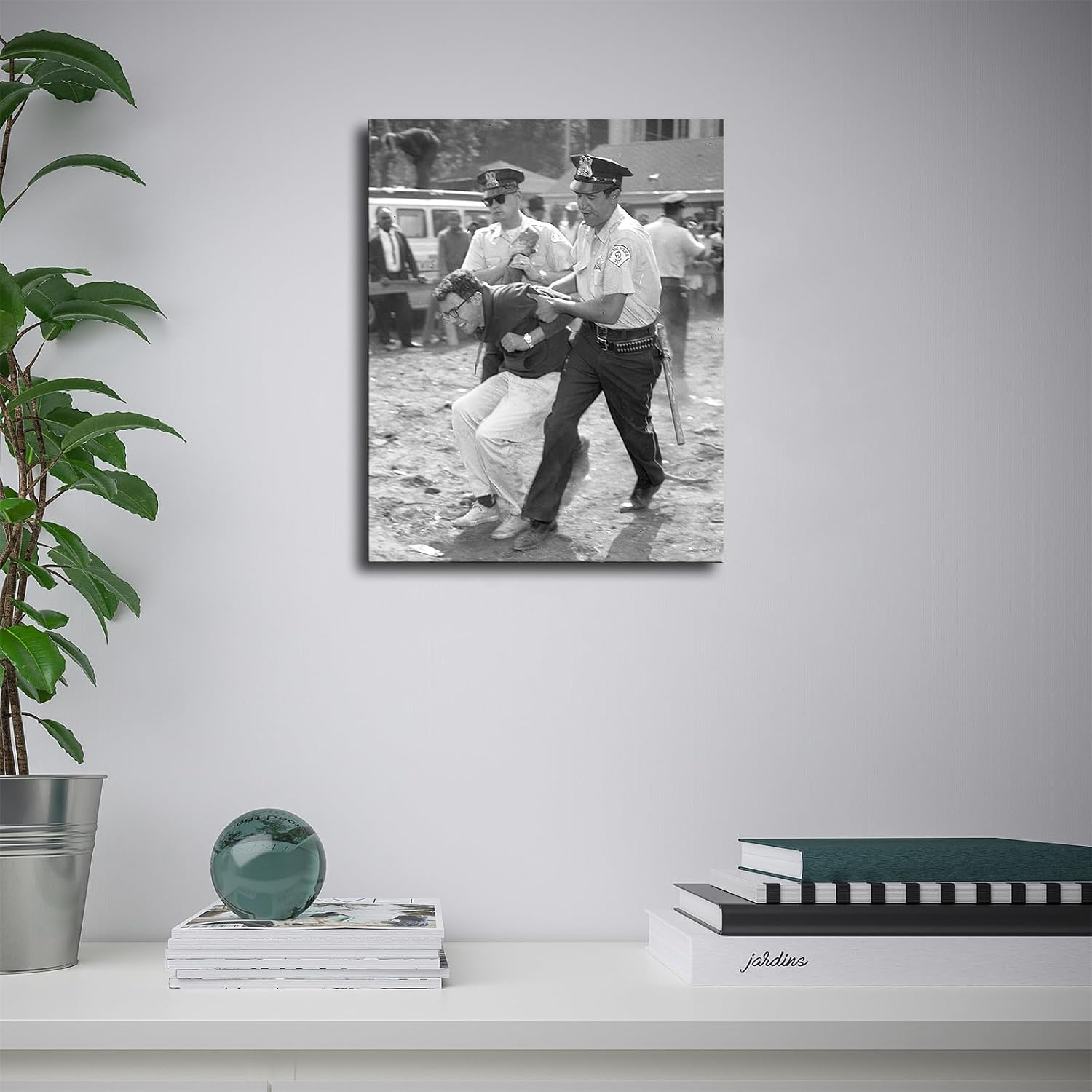 LOOPKU Arrest Bernie Sanders Poster Picture HD Print Poster Retro Painted Modern Home Bedroom Room Aesthetic Decoration (16x24inch-No Framed) image 4