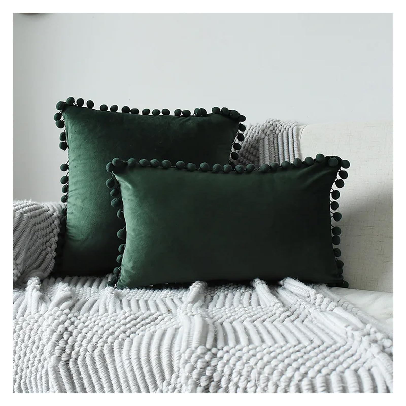 Housses de coussin pour grand canapé en velours confortable, parfaites pour vos soirées cocooning