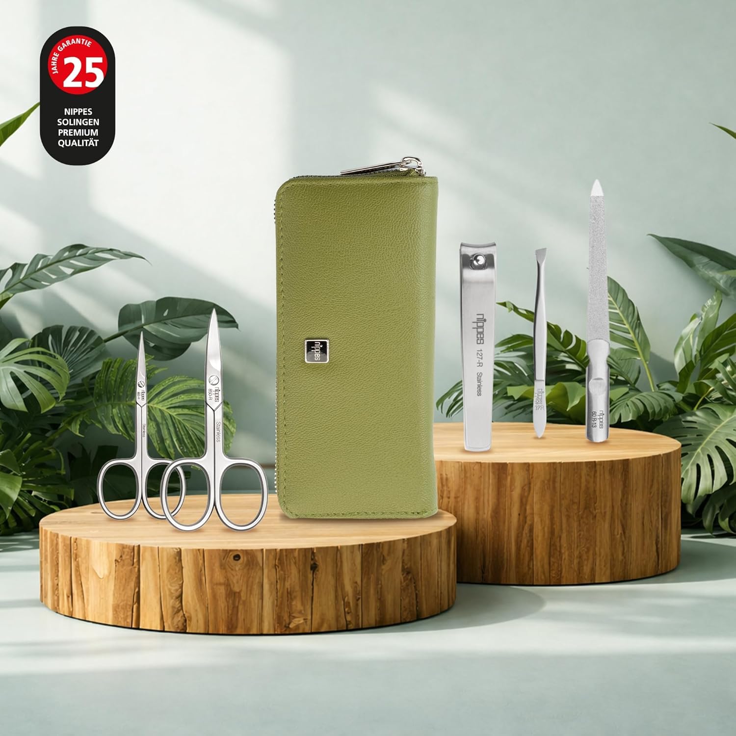 nippes Solingen Set manicure Verde, 5 pezzi, astuccio per unghie in pelle di eucalipto vegana, strumenti in acciaio inox, senza nichel e antiruggine, set per la cura delle unghie, prodotto in Solingen