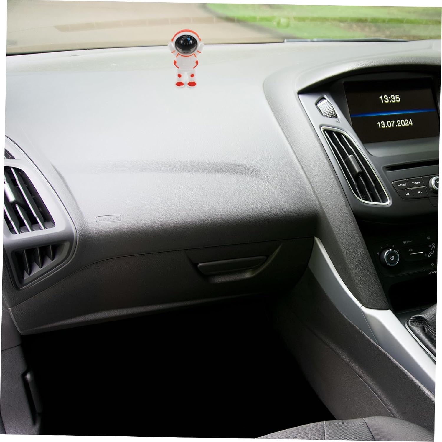 Astronaut Model Car Compass Dashboard Navigation Direction Vehicle Interior Decor Portable Mini Orange Outdoor Compass for Automotive Use