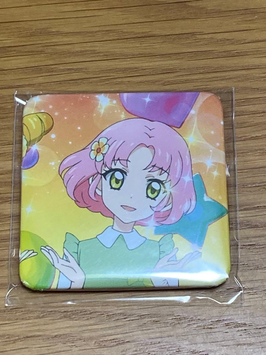Amazon.co.jp: 劇場版アイカツ すくえあくる缶バッジ 北大路さくら