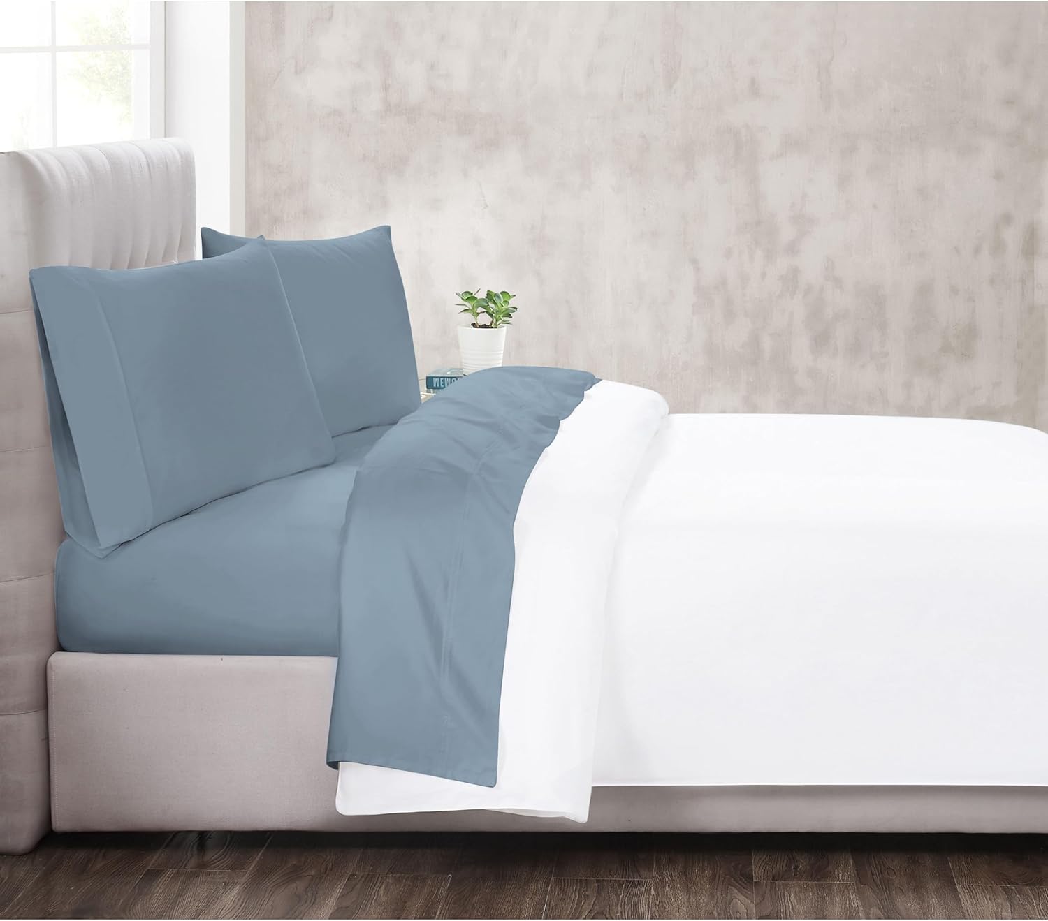 Christian Siriano NY® 300TC Cotton Sateen Blue Twin XL 3 Piece Sheet Set