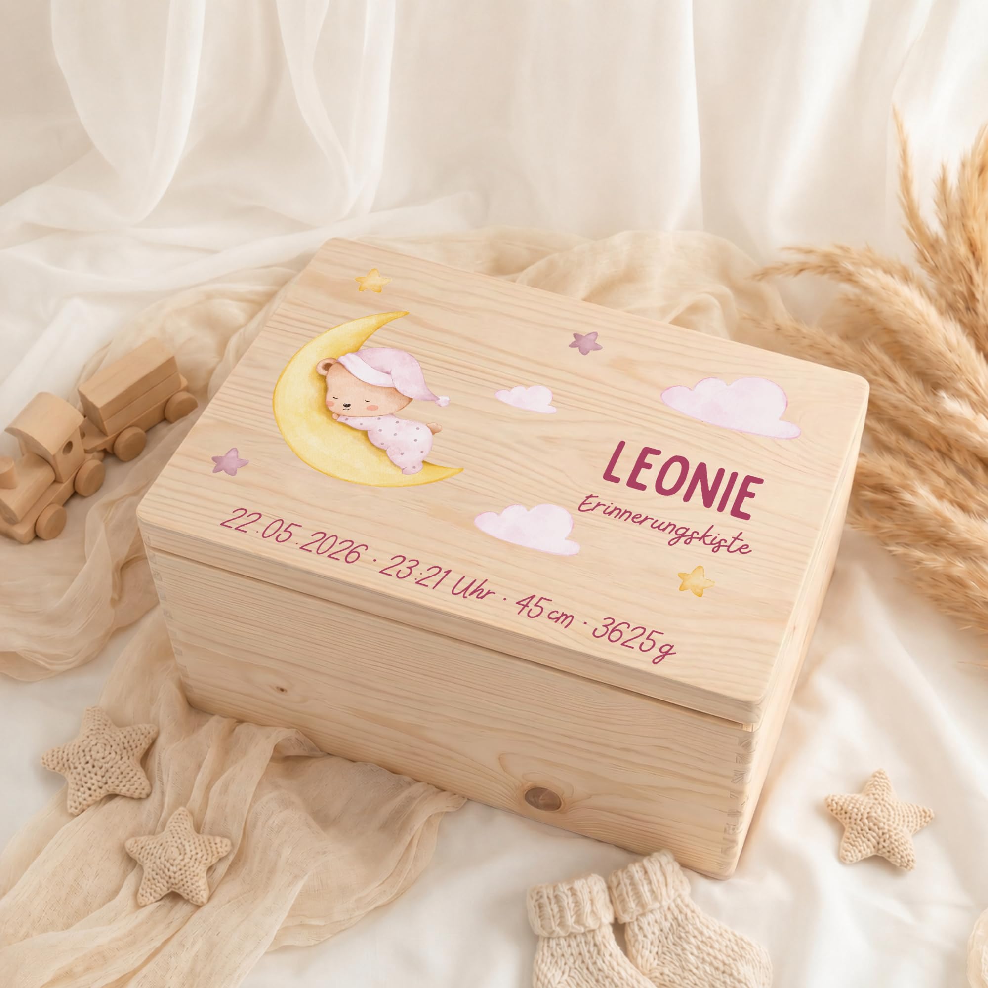 Generisch Erinnerungsbox Baby, personalisierte Holzkiste mit Klappdeckel, Aufbewahrung von Erinnerungen, Geschenk zur Geburt und Taufe, Geburtsgeschenk Jungen und Mädchen (Bär pink, 40x30x13 cm)