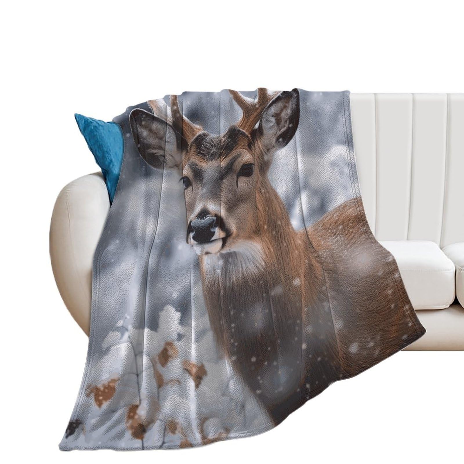 Couverture flanelle légère contre le froid sur le canapé
