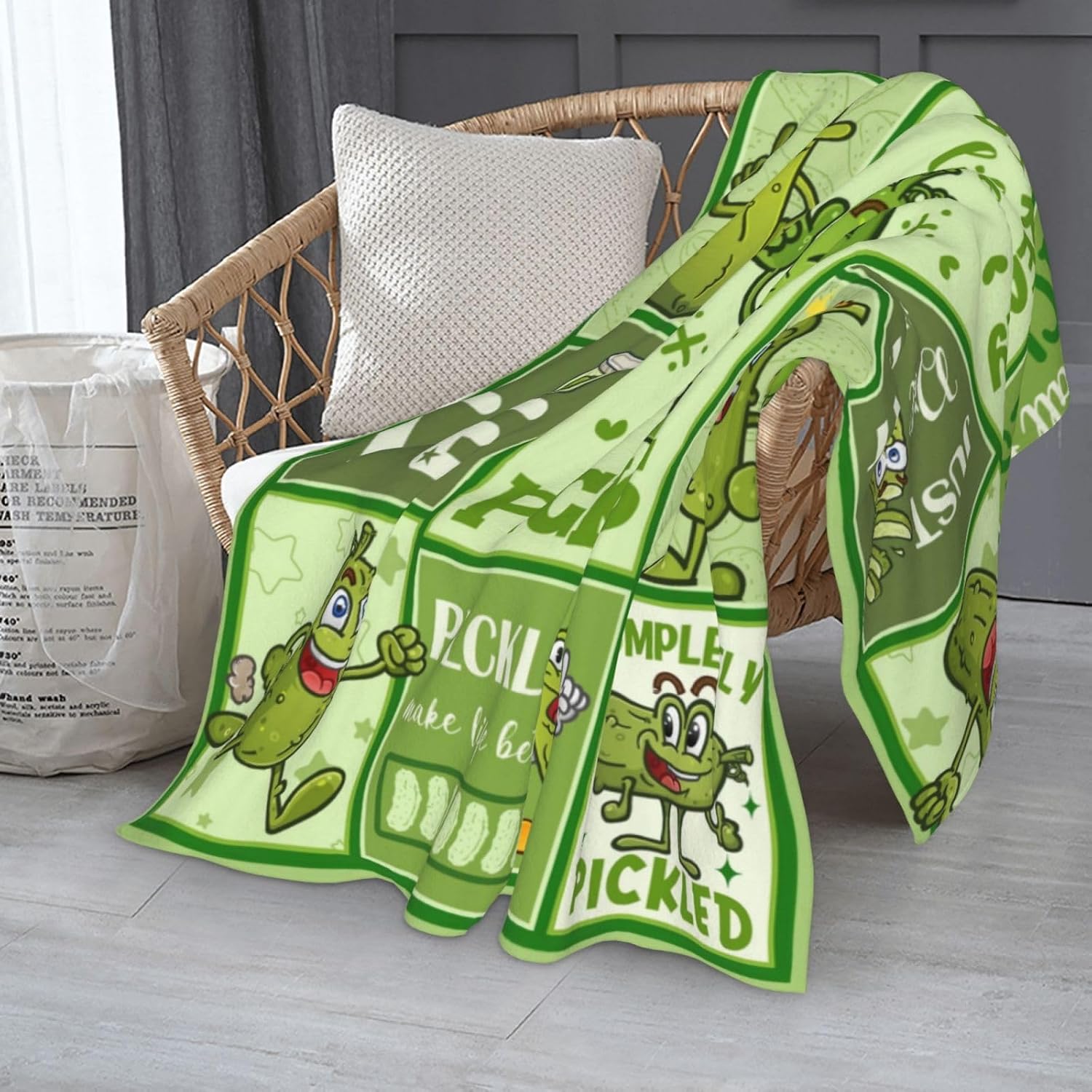 Pickle Lovers Throw Blanket, Funny Gift for Adults & Kids, Soft Fuzzy Flannel - 60"x80" - Adults/Queen