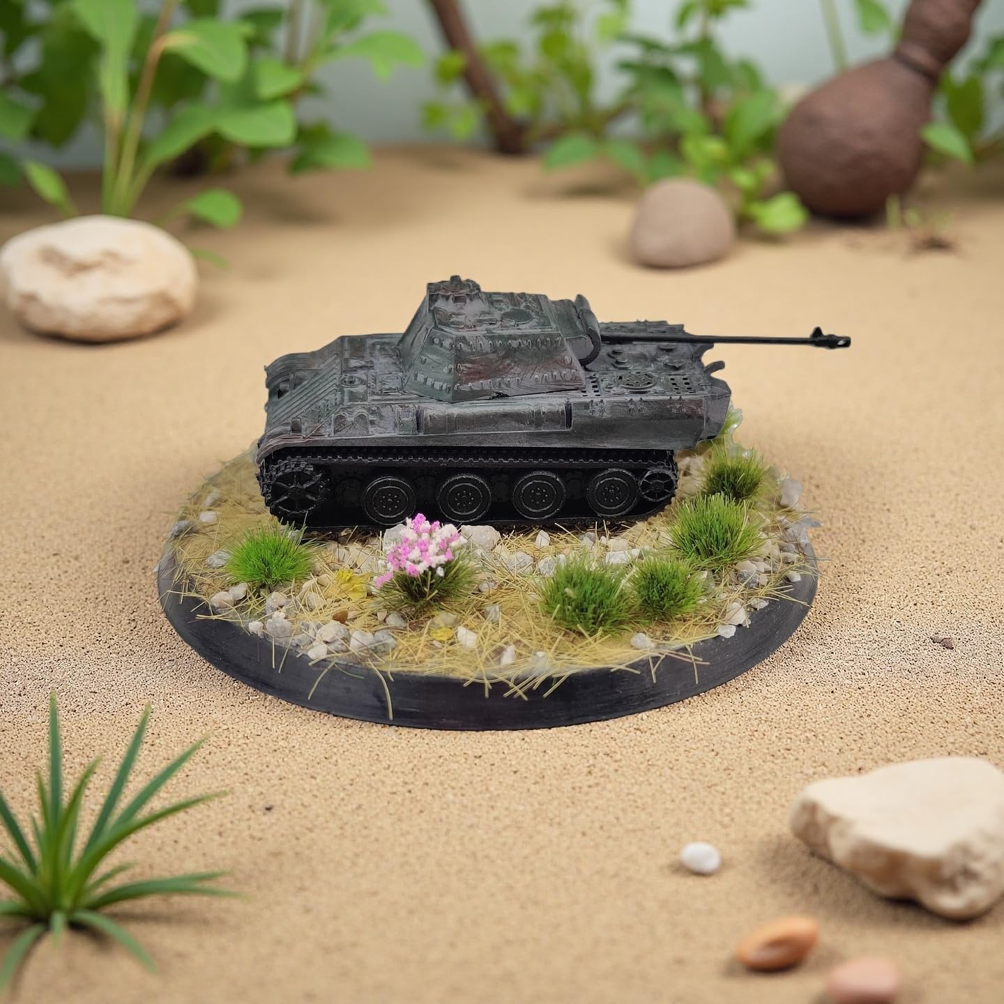 270 Pcs Static Grass & Miniature Flower Clusters Kit for Model Railway Scenery, Train Layouts, Diorama Bases, Wargaming and DIY Miniature Landscapes