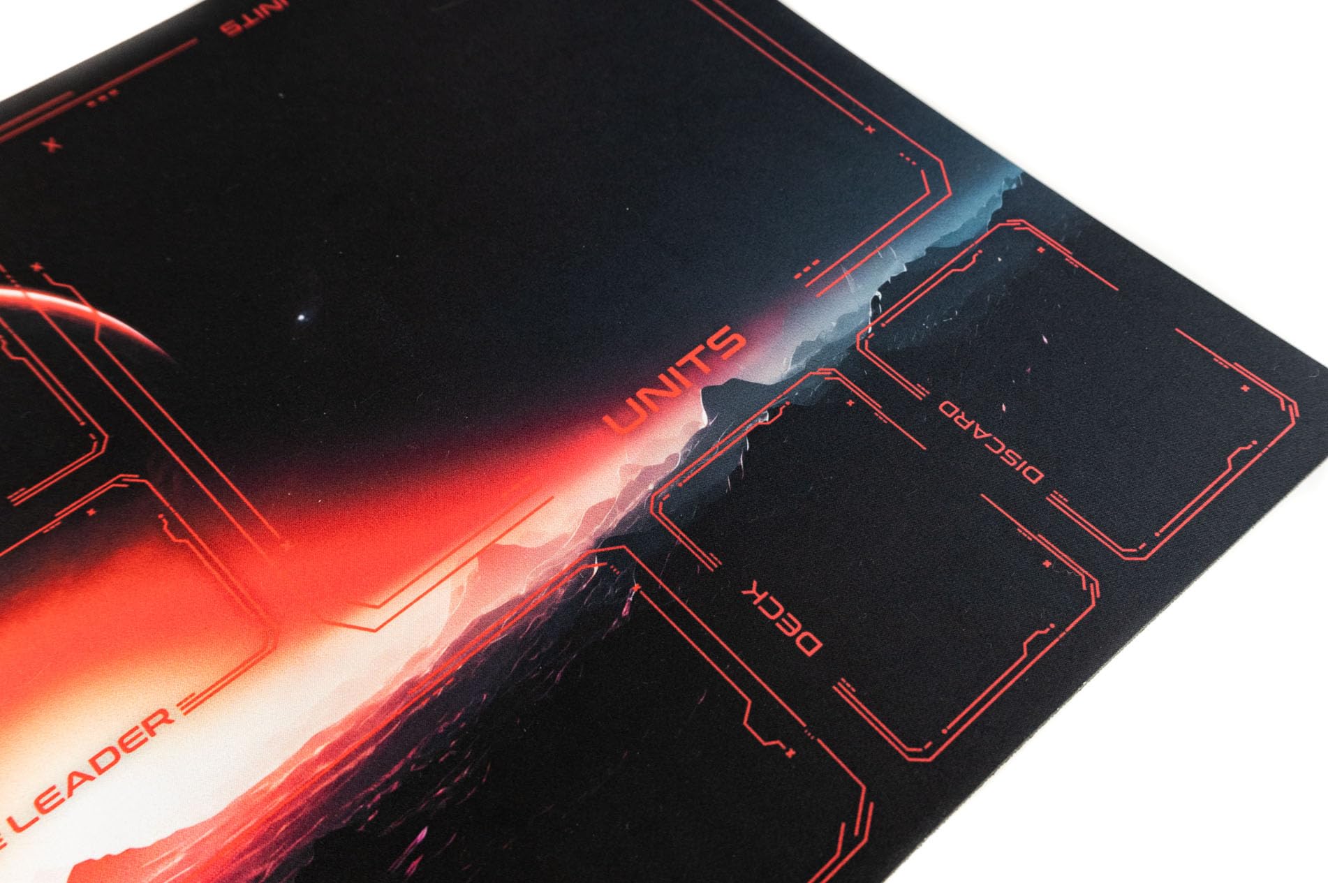 Mata kompatybilna z Star Wars Unlimited 24"x14" 61x35,5 cm Czerwony Księżyc