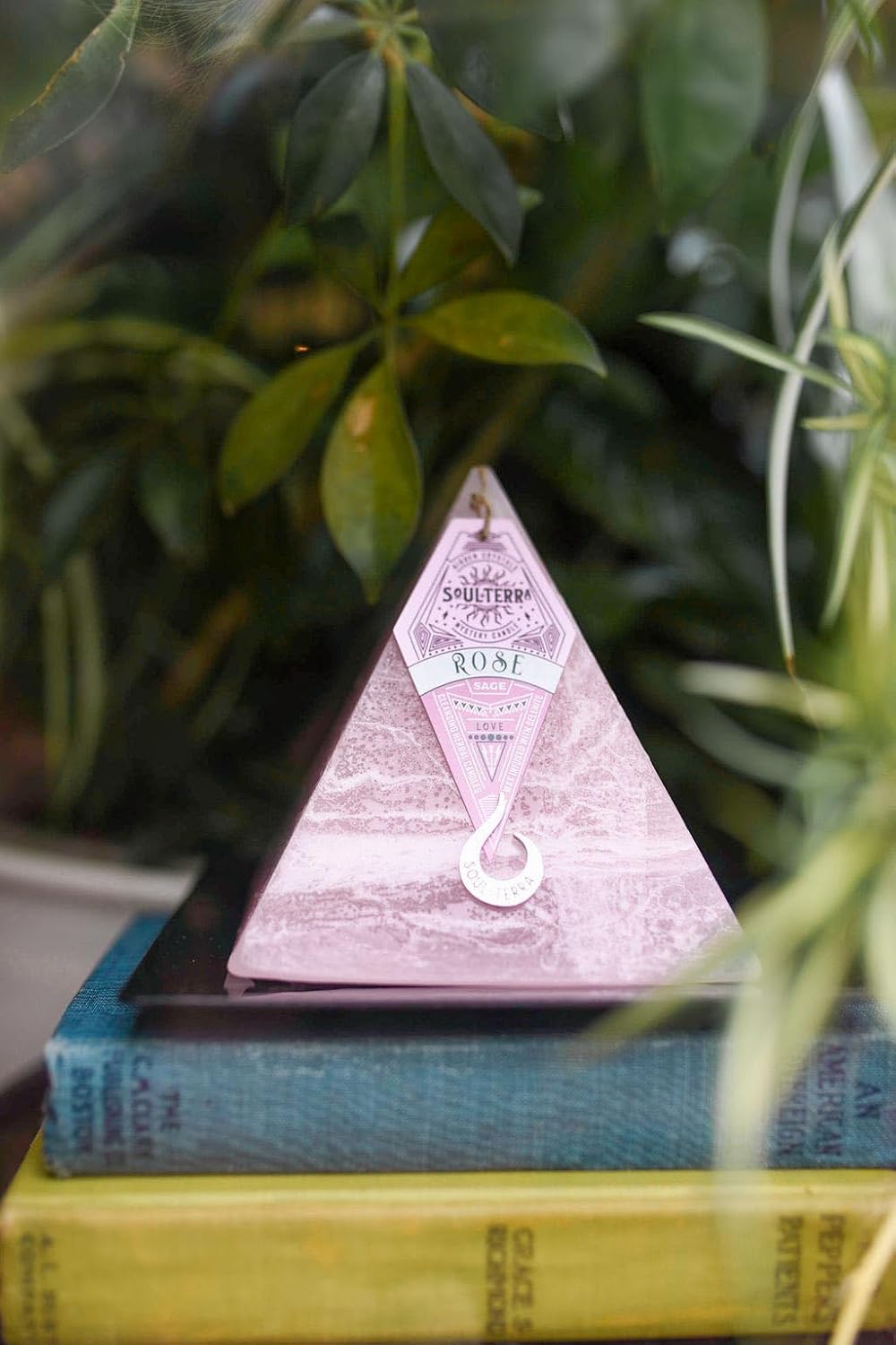 Soul-Terra Rose Sage Love Attraction Spell Candle/Intention Candle with Treasures Inside to Attract Love/ 75 Hours Burn Time/Candles with Real Healing Crystals Inside