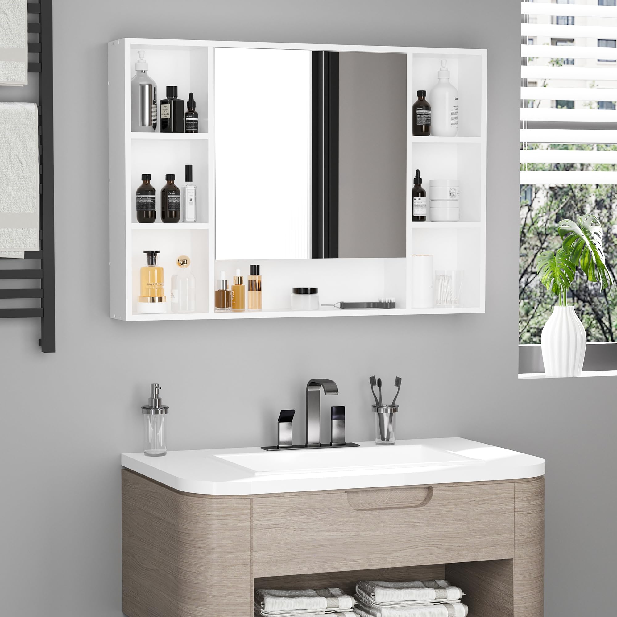 kleankin Armoire Murale Salle de Bain avec Miroir, 100 x 15 x 70 cm, Meuble Salle de Bain, Armoire de Toilette avec 7 étagères Ouvertes et Placard, Porte Ouverture et Fermeture lentes, Blanc
