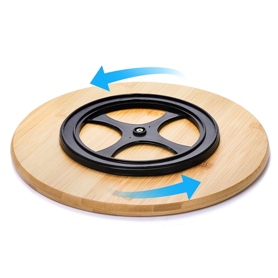 ・  ホワイトコンキリー サービングディッシュ ホワイトコンキリー サービングディッシュ ROYAL COPENHAGEN