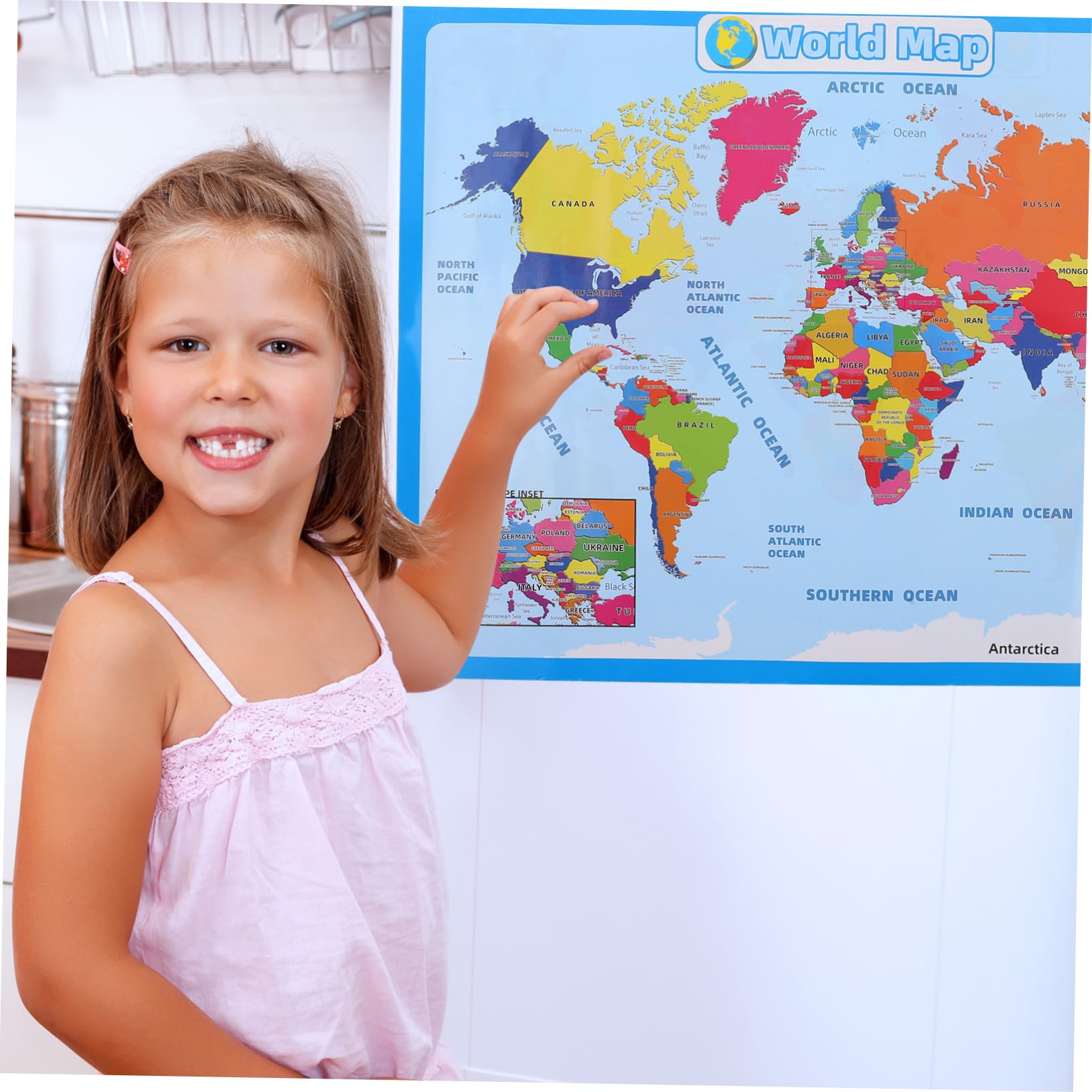NUOBESTY 4blätter Weltkarte Poster Für Mädchen Bunte Wandkarte Geografischen Im Kindergarten Und Vorschule Für Klassenzimmer Und Kinderzimmer Stil Zufällig