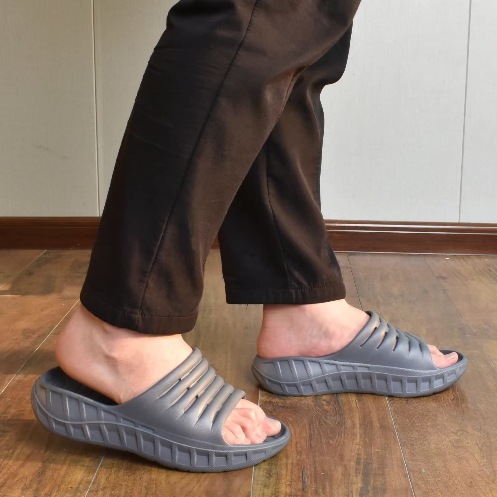 Condition photo showing New/Like New for KuaiLu Mens Recovery Sandals Orthotic Arch Support Open Toe Sport Slides Thick Cushion Orthopedic Plantar Fasciitis Slip On Wide Width Summer Pool Beach Waterproof