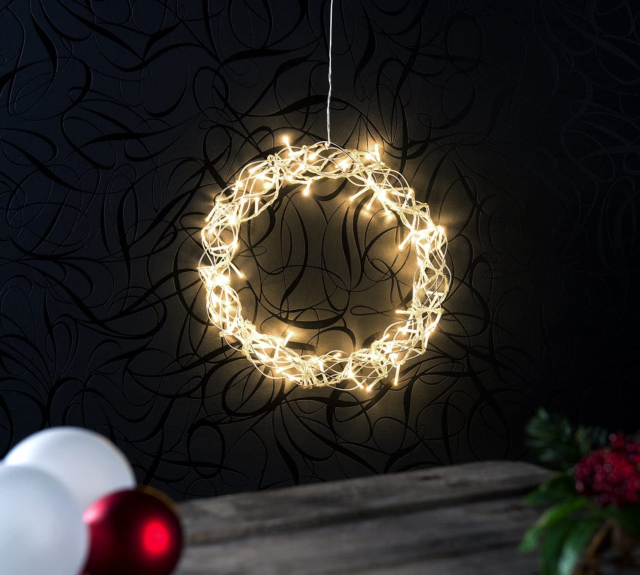 Lunartec Lichterkranz Weihnachten: 2er-Set LED-Lichterkränze für Fenster, Türen u.v.m., 90 warmweiße LEDs (Lichterkranz Fenster Weihnachten, Fensterdekorationen, Kranz)