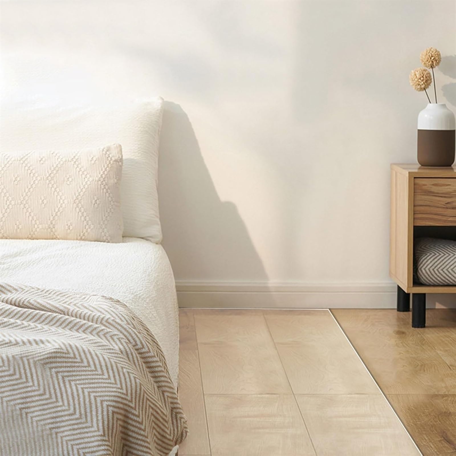 Tapis de chaise de bureau en verre trempé hautement transparent de 1,5 mm d'épaisseur pour protéger les tapis et les planchers en bois dur glisse lisse améliore la décoration de bureau
