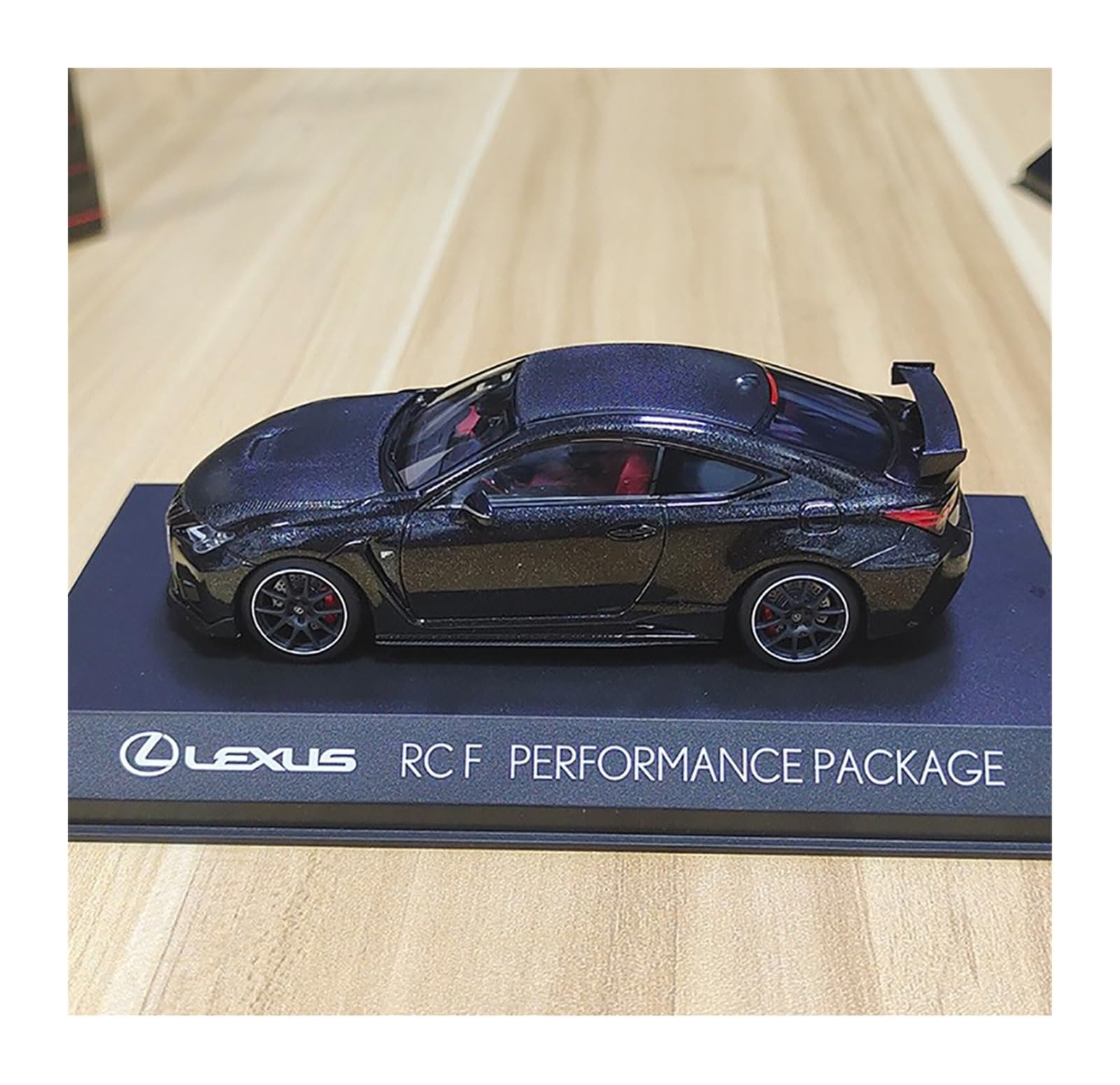 Amazon | 合金車モデル: レクサス RCF パフォーマンスパッケージ京商