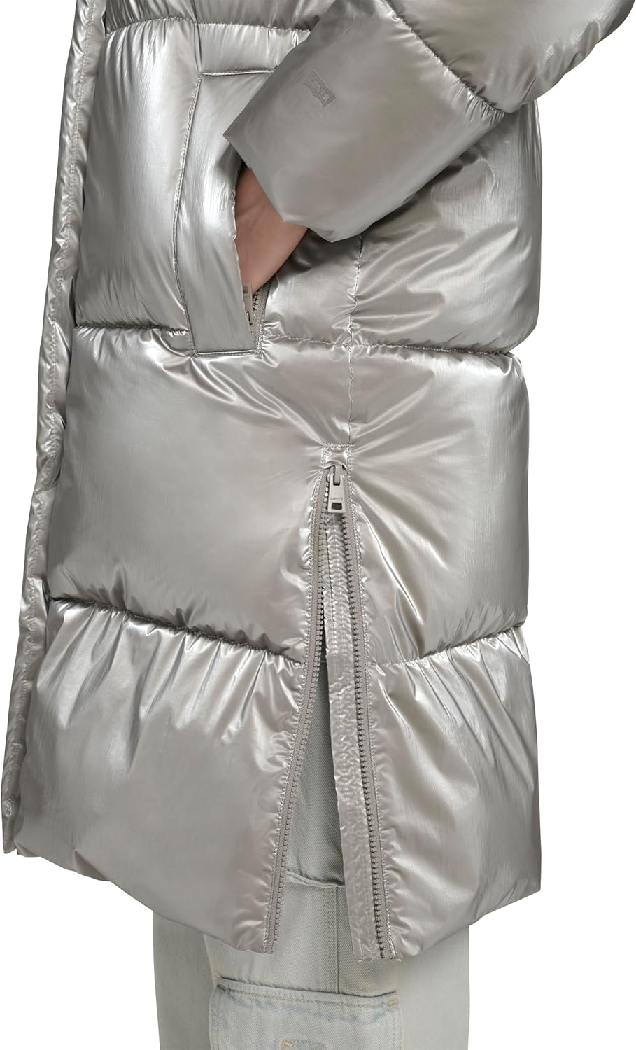 Levi's Women's Cloud Puff Hooded Midlength Puffer Jacket - Image 12