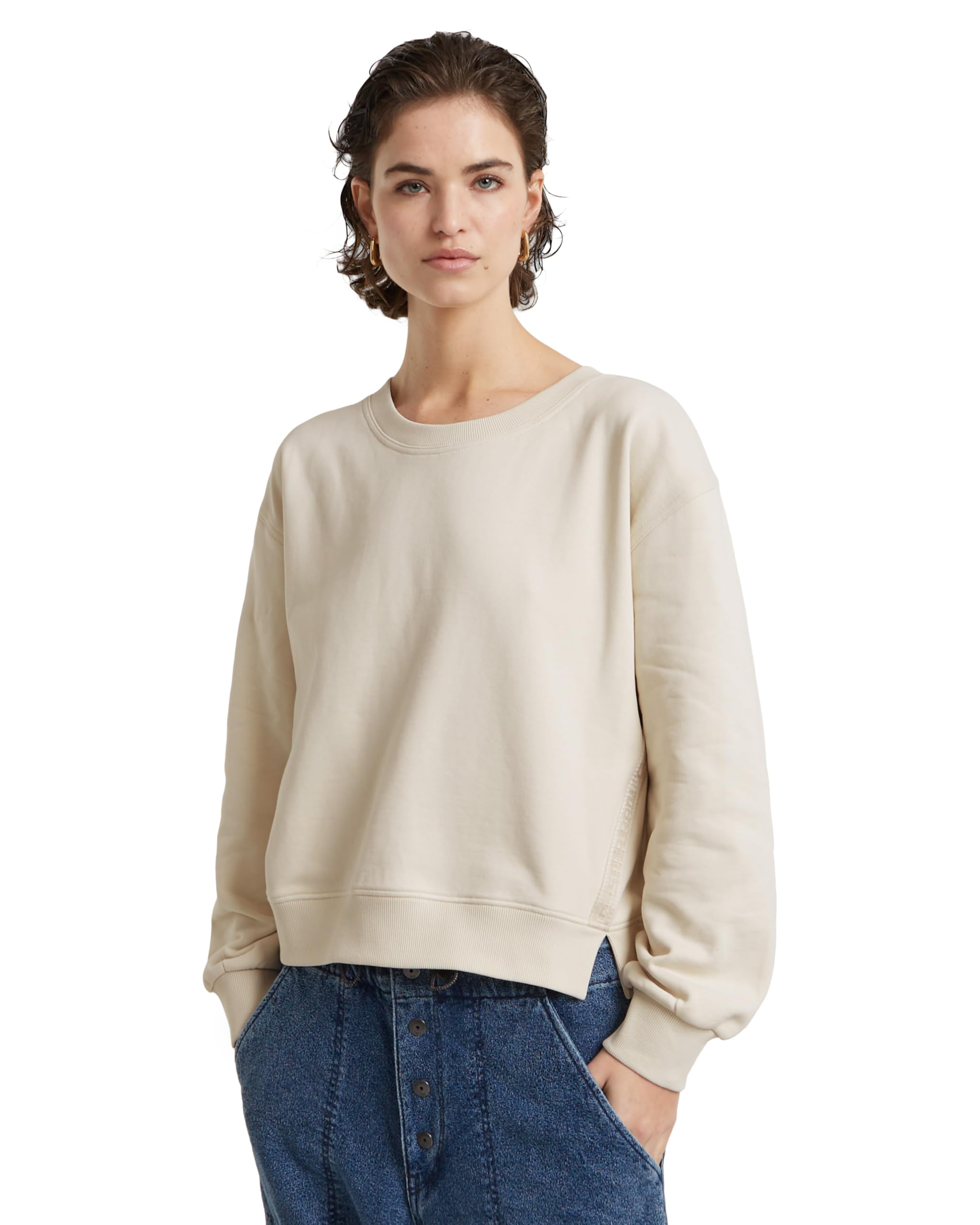 Tape Loose Sweater · D25408
