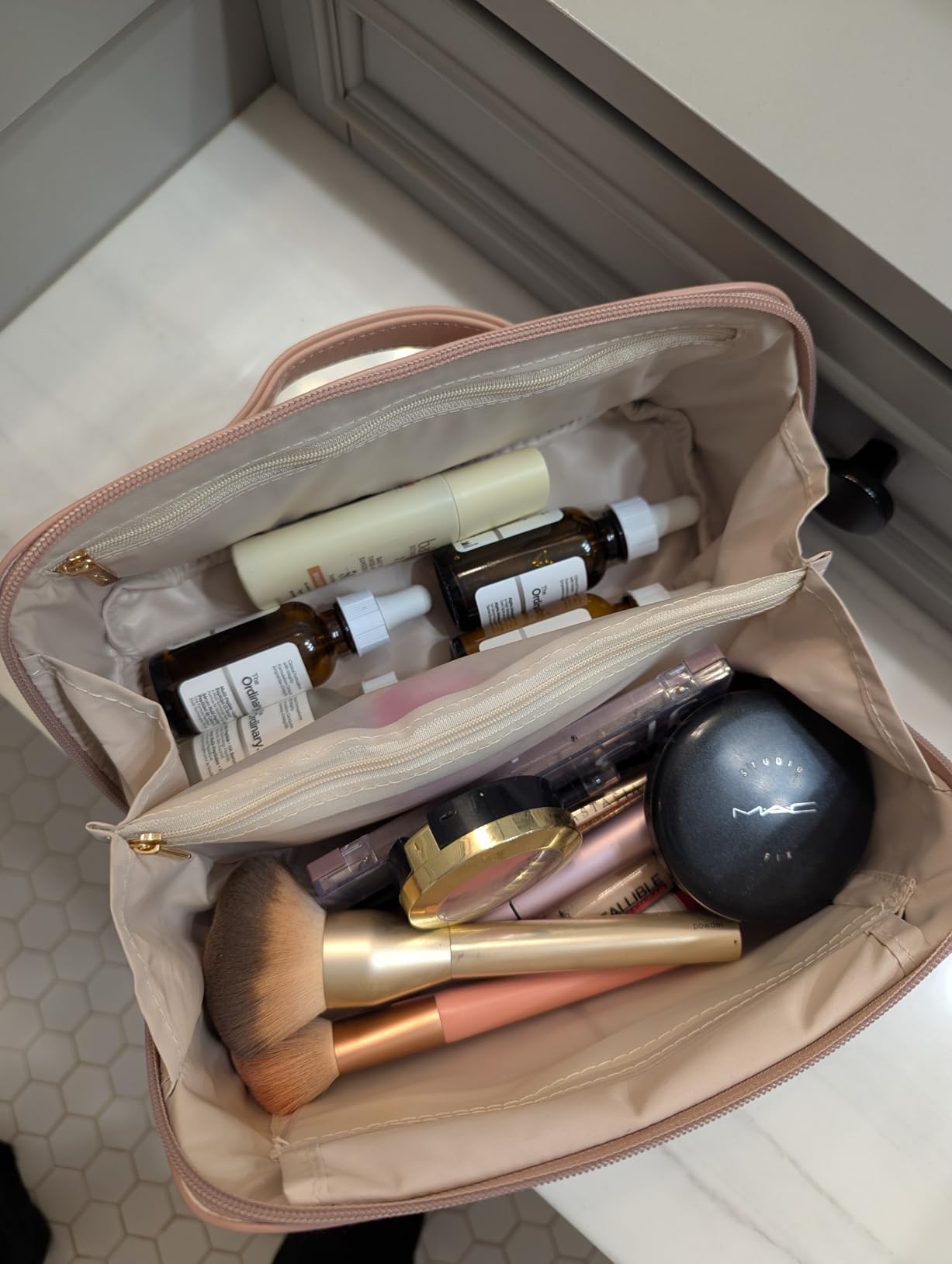 EACHY Travel Makeup Bag, 2.0 Cosmetic Bag for Women, Waterproof PU Leather,Flat Open Portable Toiletry Bag for Skincare, Brushes & Travel Essentials