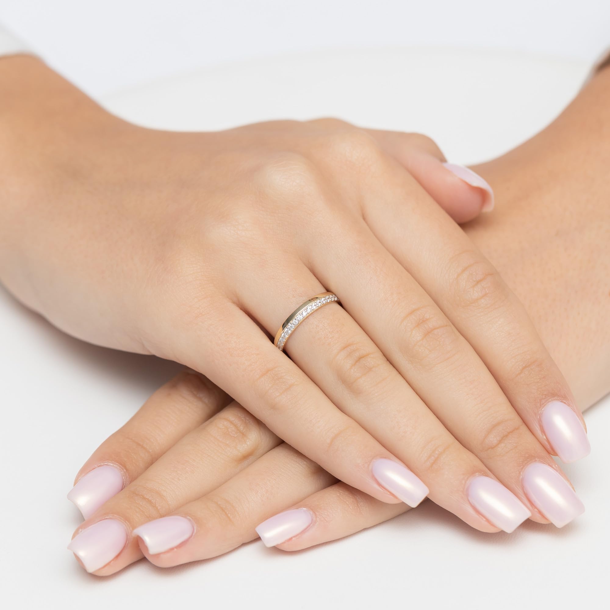 MARKO Goldring 8 & 14 Karat mit Zirkonia – Eleganter Damenring aus Echtgold, Ring für Frauen als Verlobungsring, Wedding Ring & Schmuck Geschenk