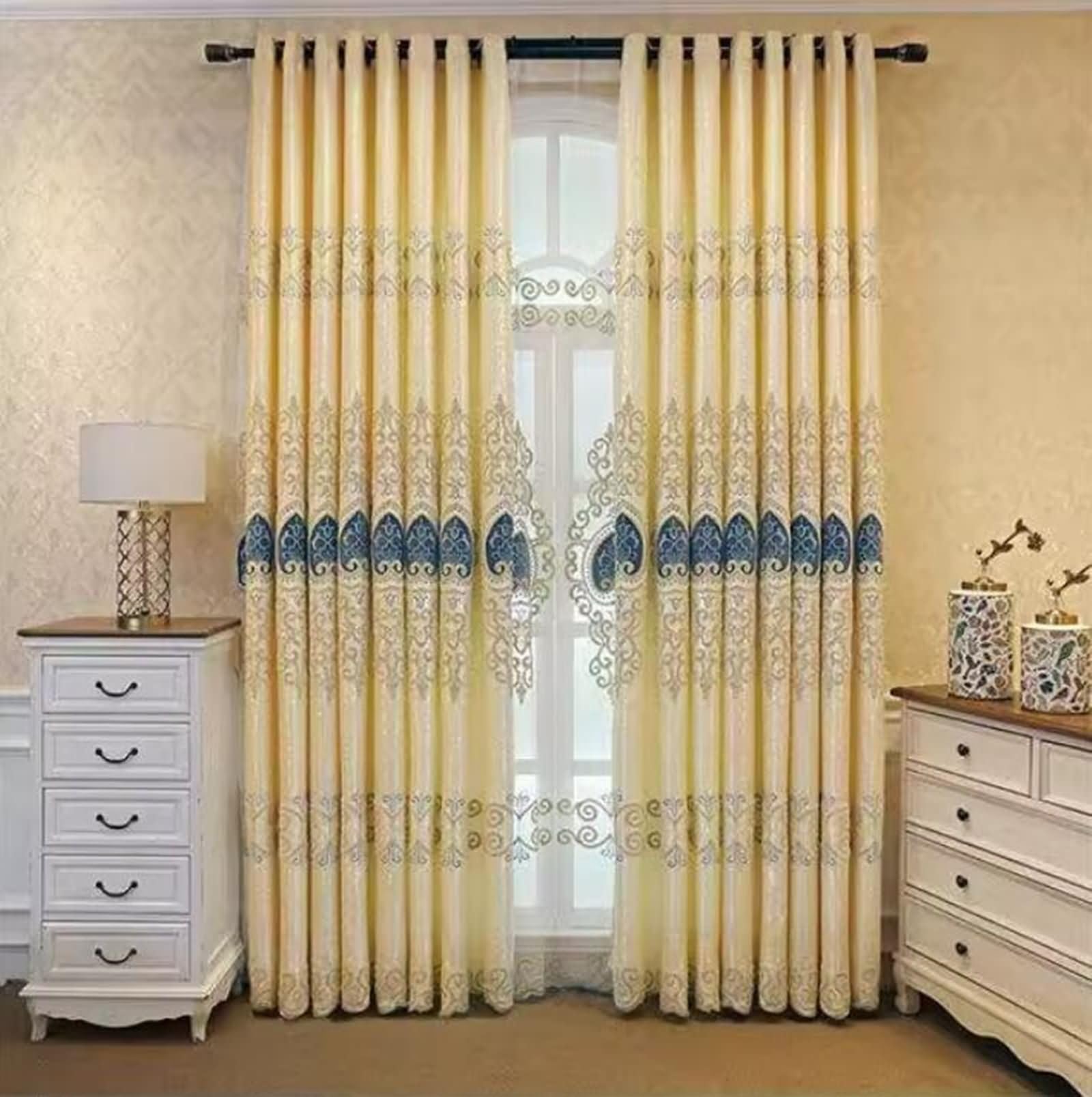 Rideau fenetres occultant contre le vis-à-vis beige brodé vintage