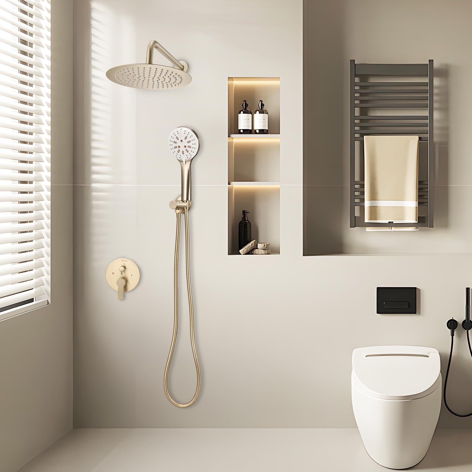 VEVOR Sistema Doccia a Pioggia per Bagno con Soffione Tondo 254 mm e Doccetta, Set di Rubinetti da Doccia a Parete, con Valvola in Ottone e Kit di Finitura, Rubinetto Doccia, Oro Spazzolato