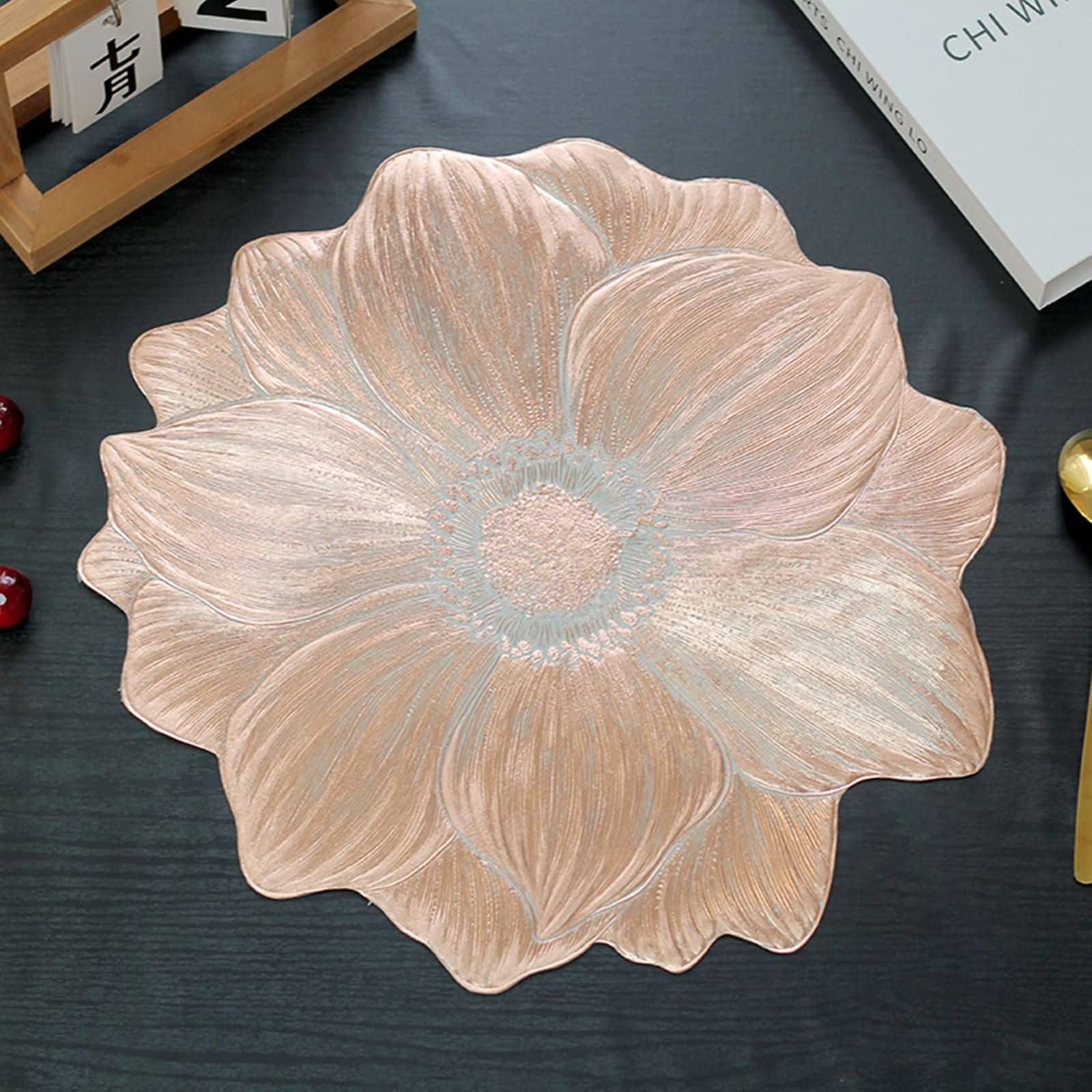 Tovagliette Set 8, 38 CM Tovaglietta Ristorante PVC Oro Rosa, Tinta Unita con Motivo Floreale