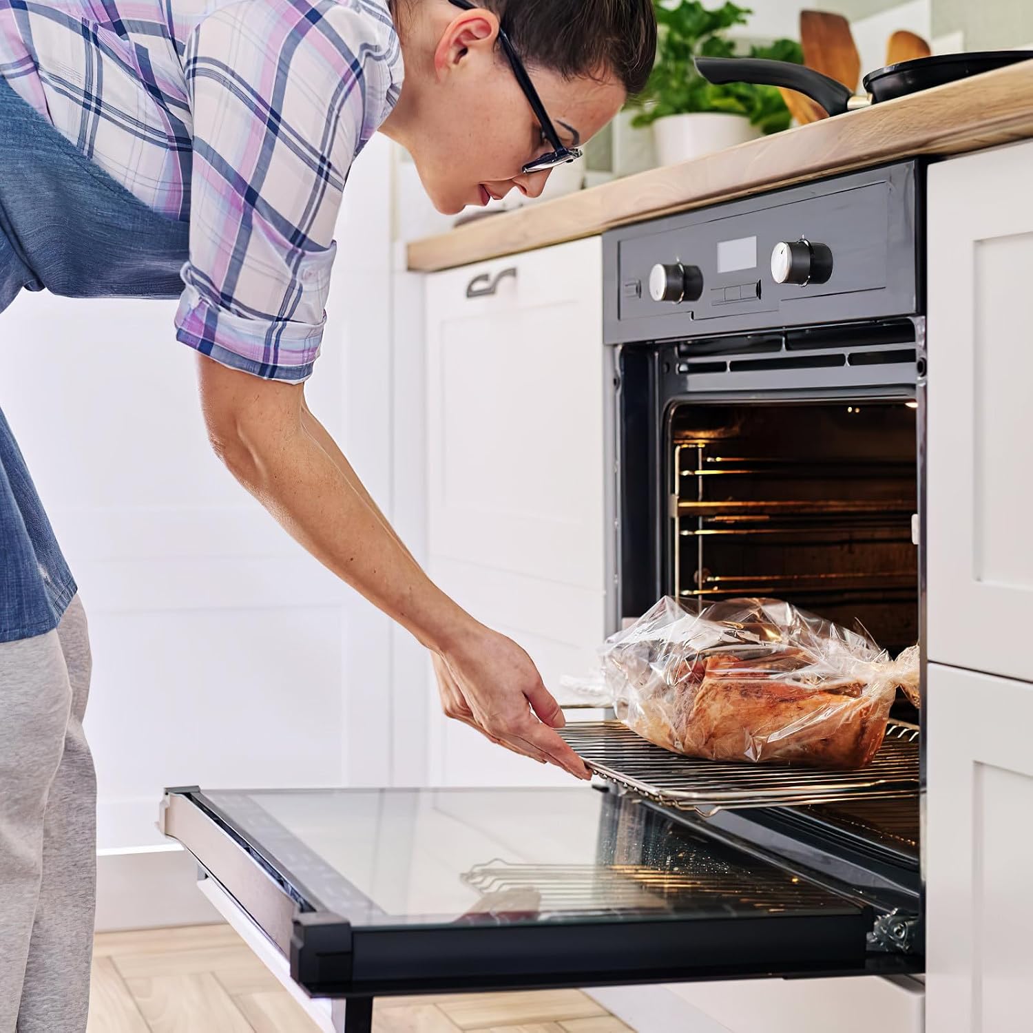 50 Counts Oven Cooking Bags - Heat Resistant Roast Chicken Grill Bags - Cooking Roasting Baking Tool for Meats Chicken Fish Vegetables