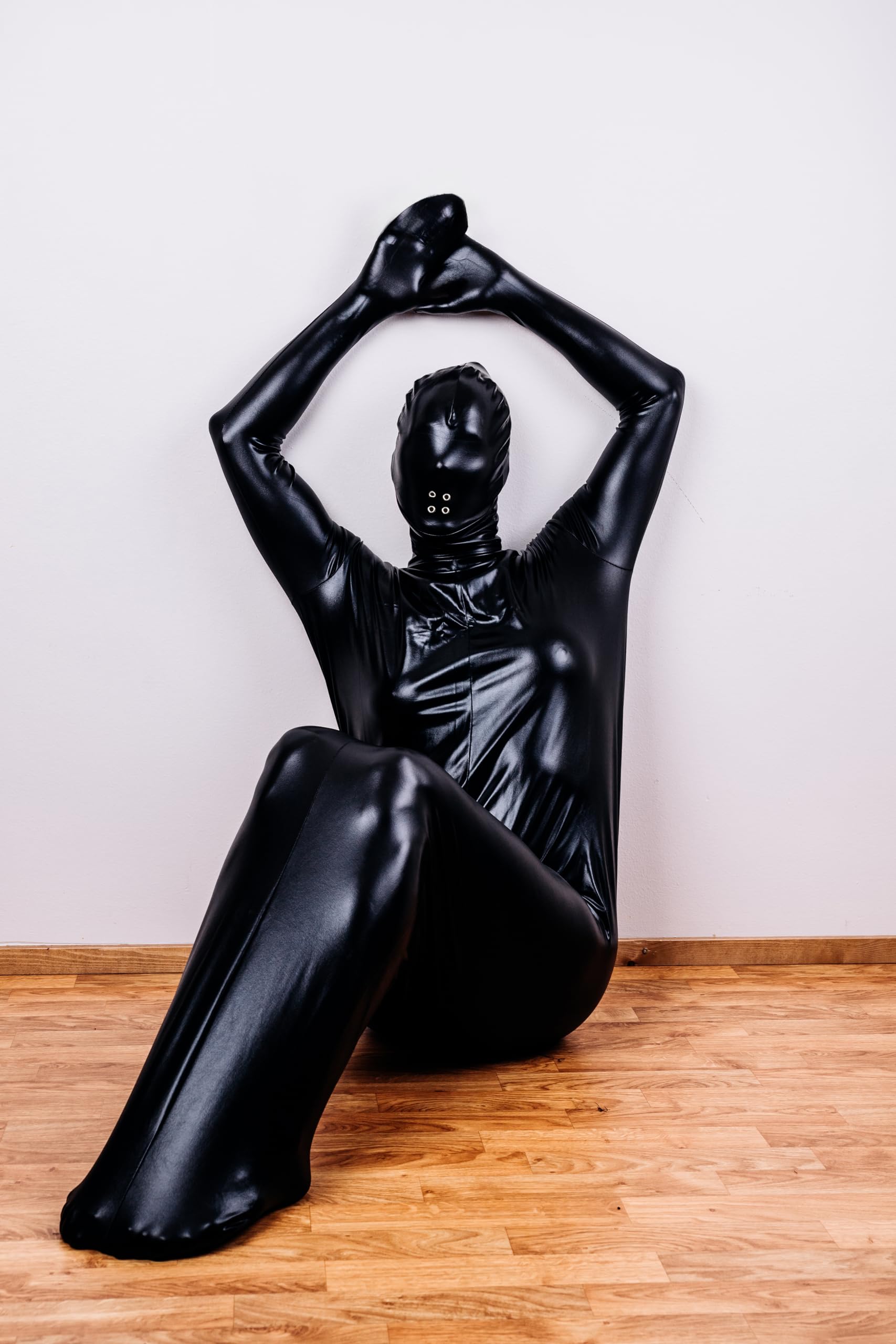 Rubberfashion Bolsa de Bondage Brillante Extremo Saco de Dormir - Brillo Bondage bodybag Saco de Dormir con Cremallera Frontal de Brazos Saco de Sauna para Hombres y Mujeres. Wetlook Negro L