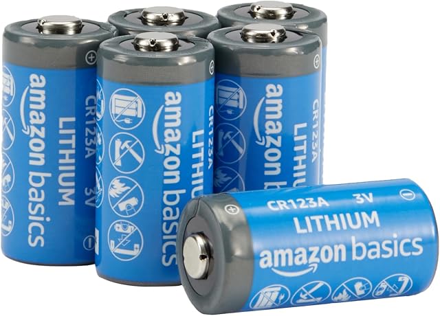 Amazon Basics 6-Pack Non-remboursable CR123A Batteries au lithium, 3 Volt, jusqu'à 10-Year Durée de conservation