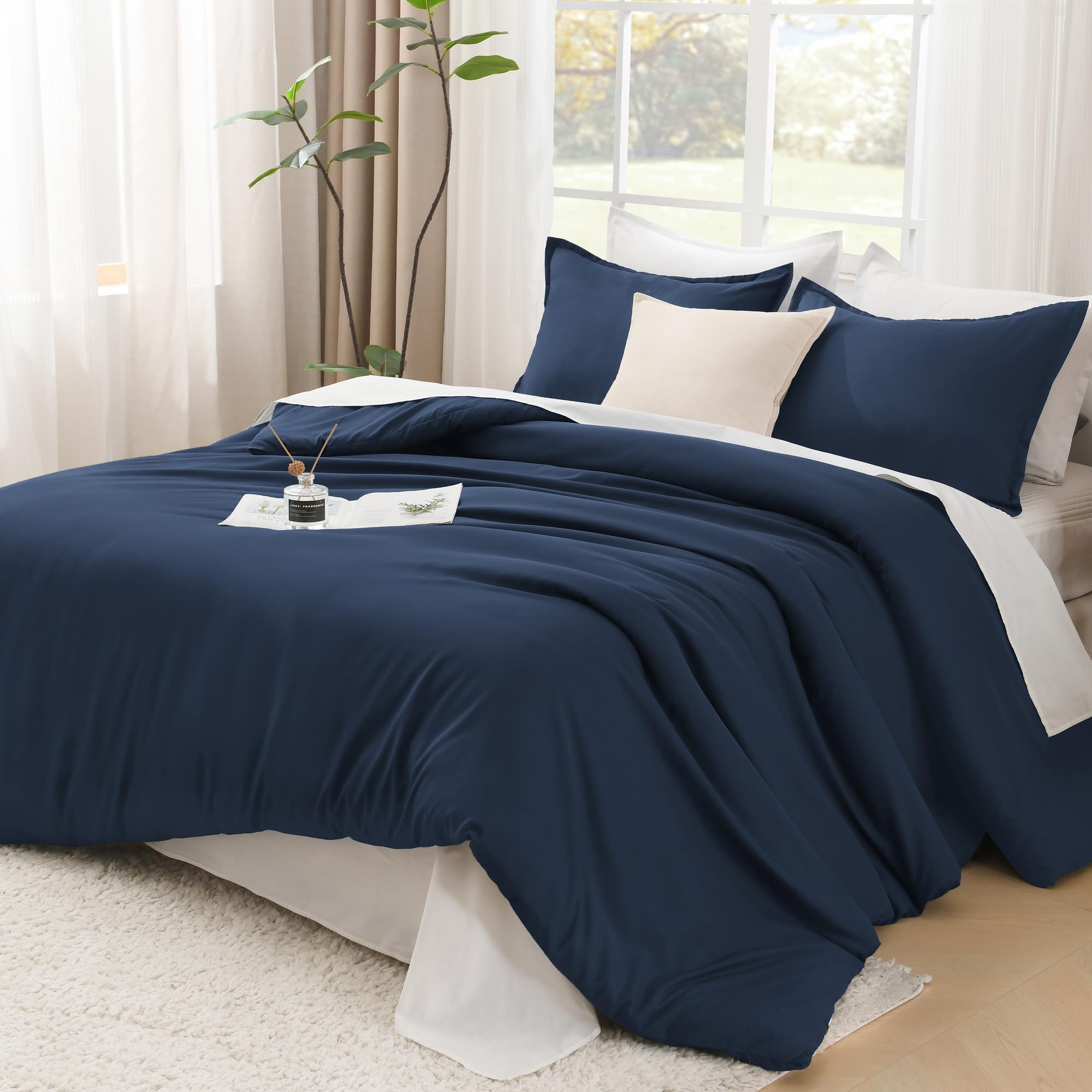 Litanika Navy Blue Twin/Twin XL Comforter Set, 2 Pieces Lightweight Solid Bedding Set, All Season Fluffy Bed Set (66x90In Comforter & 1 Pillowcase)