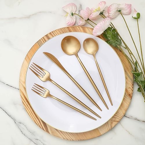 Tableclothsfactory Juego de 50 cubiertos dorados de plástico resistente, cubiertos desechables elegantes de primera calidad