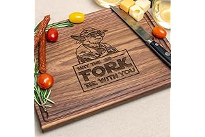 Personalized Yoda-Themed Cutting Board: A Unique Star Wars Gift for Mom's Special Day