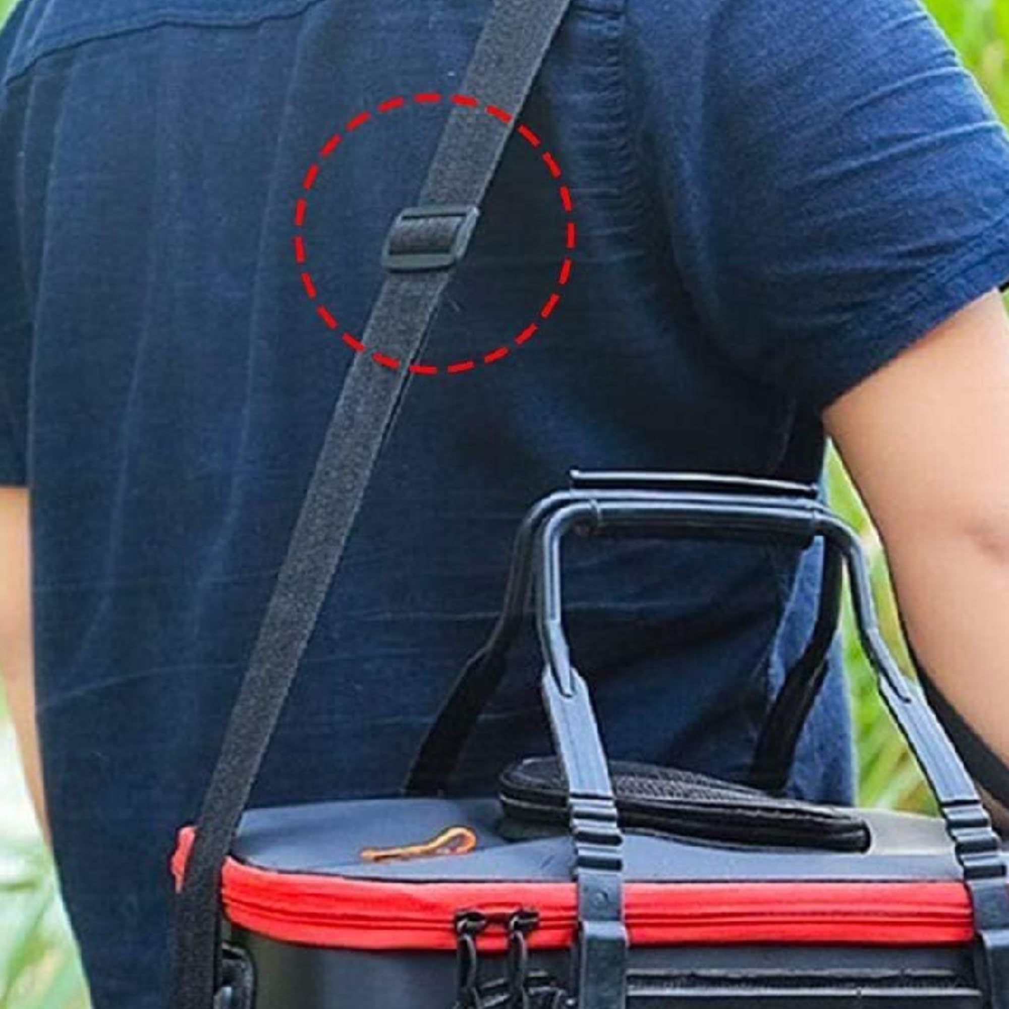 Secchio da Pesca Pieghevole – Capacità 28 L, Impermeabile, Con Foro per Aeratore, Tasche Laterali, Design Salvaspazio, 45×26,5×23,5 cm | RIBETINA