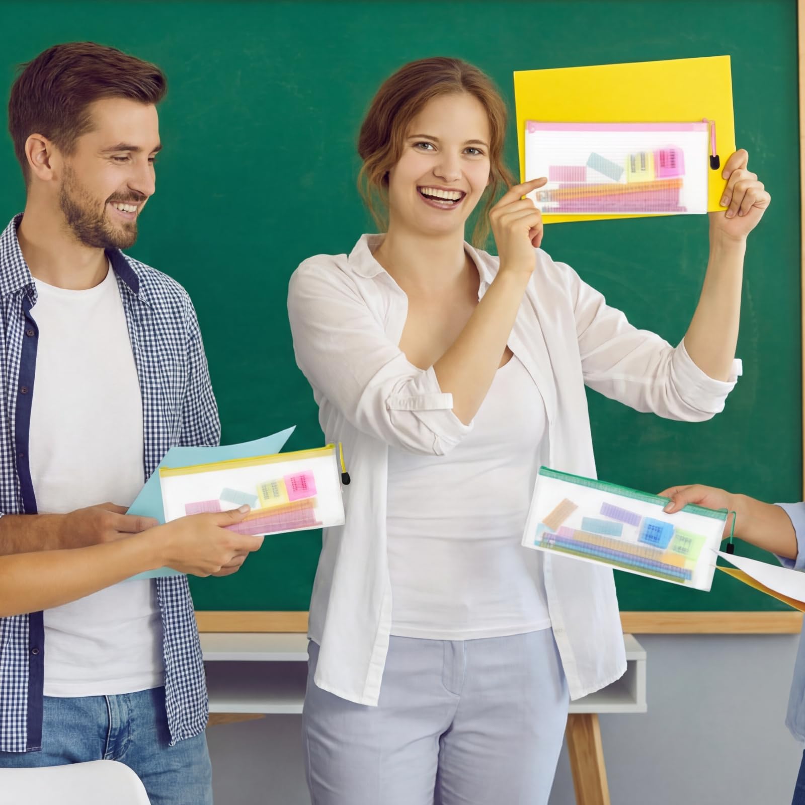 Watersay El kit de 240 piezas de suministros para el regreso a clases incluye 120 lápices HB, 30 borradores, 30 reglas, 30 sacapuntas, 30 bolsas de malla con cremallera, recuerdos de fiesta para