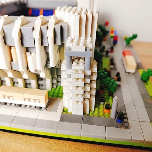 Miniatura 9 de alltogetho Juego de bloques de micro diamantes estilo Madrid estilo estadio de fútbol para adultos, juego de ladrillos para montar campo de fútbol