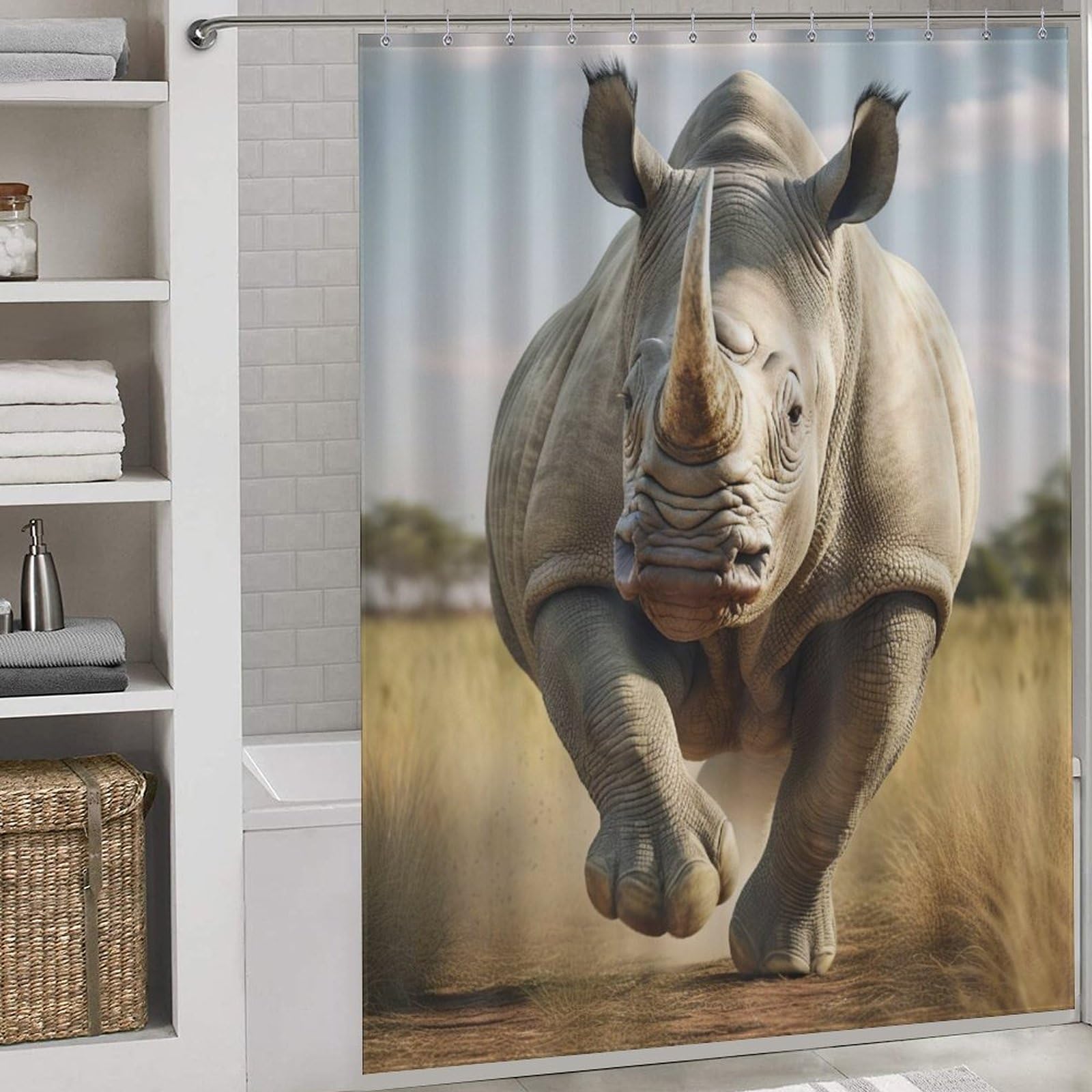 Rideau de douche rhinocéros en tissu lavable pour sublimer la baignoire de l'hôtel