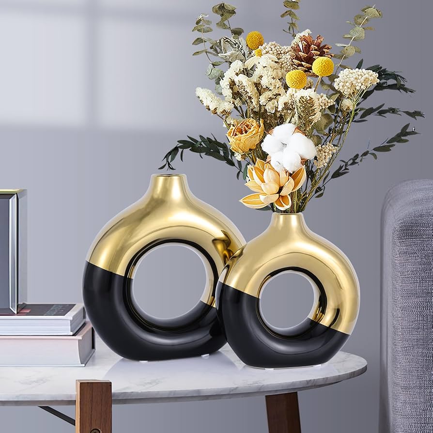 装飾的な黒と金の陶器ボトル 装飾的な黒と金の陶器ボトル