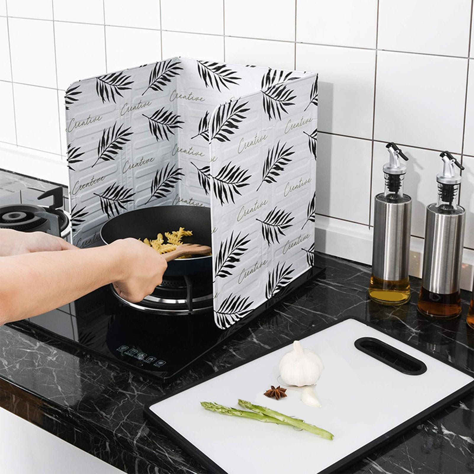 Kitchen Oil Guard, Stove Top Splatter Guard Foldable Splatter Screen Aluminum Foil Back Protector for Kitchen Wall Frying Pan Grease, 33.3x12.9in (Leaf)