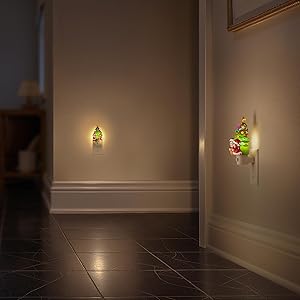 Briignite Christmas Tree Night Lights for Kids, Night Light Plug into Wall 3000K Warm White LED, Gift Box Design Night Light for Children's Room, Nursery, Bedroom, Christmas Decor
