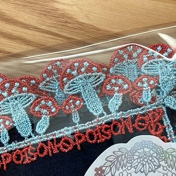 TAIGA8！ 近沢レースハンカチ パンダ・毒キノコ・ウニ TAIGA8！ 近沢レースハンカチ パンダ・毒キノコ・ウニ TAIGA8