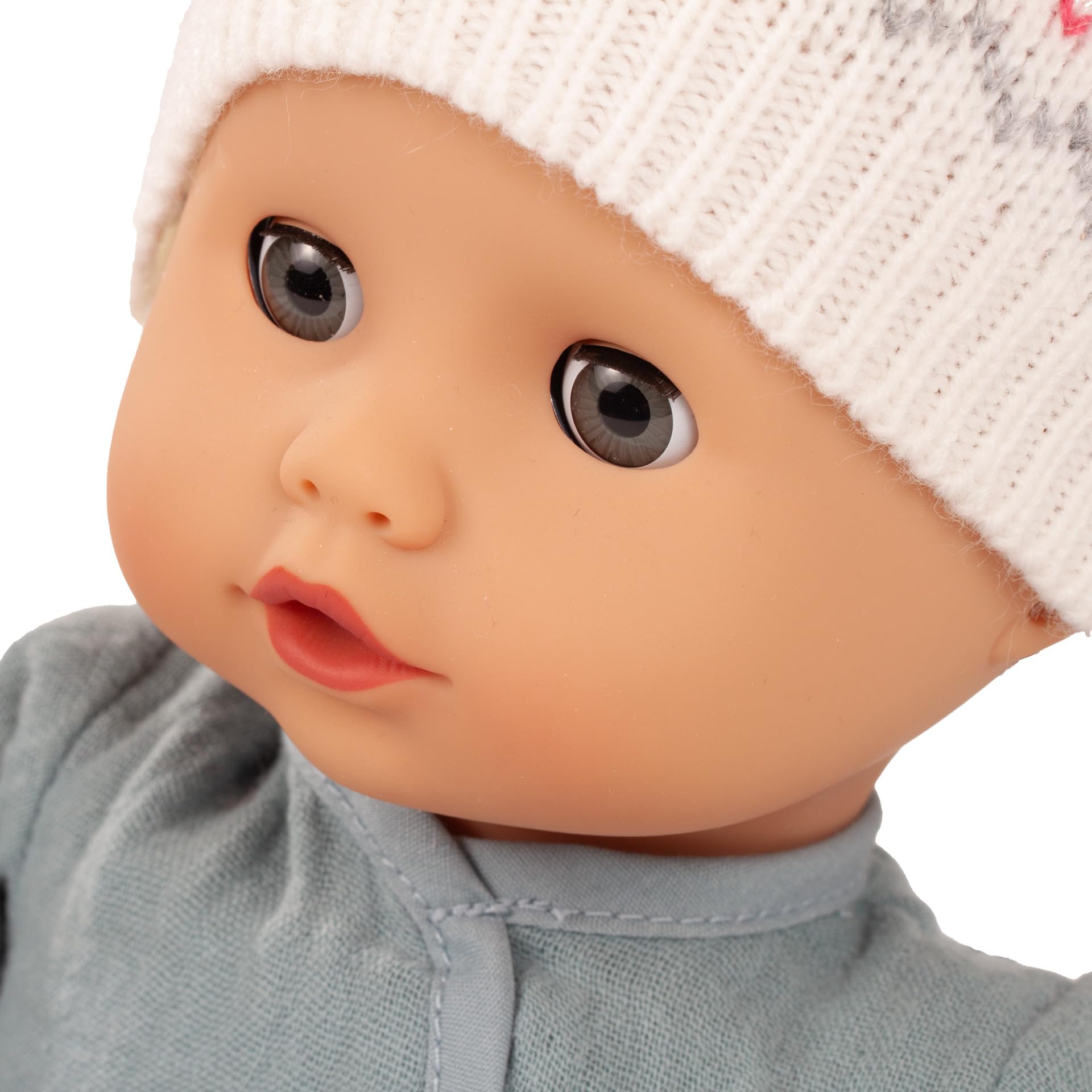 Götz 2620580 Muffin Baby Zick Zack Puppe 33 cm Babypuppe Blaue Schlafaugen | 6-tlg, ohne Haare, Weichkörper, für Kinder ab 18 Monaten, waschbar, mit Schnuller, Anzug, Strickmütze und Strickschuhen