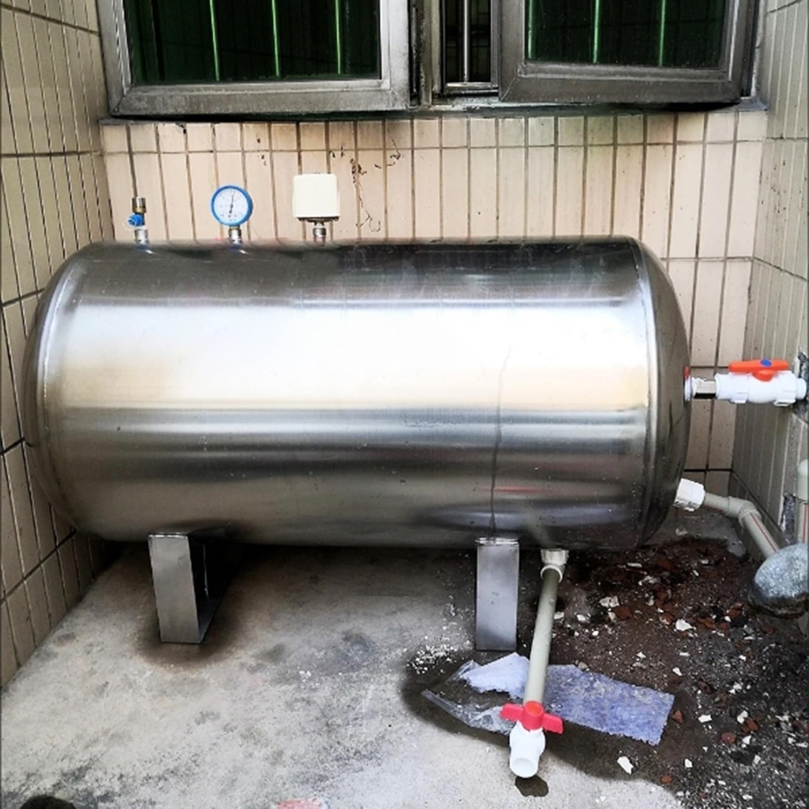 Réservoir d'eau sous pression inox conteneur stockage grande capacité 160L 75x65