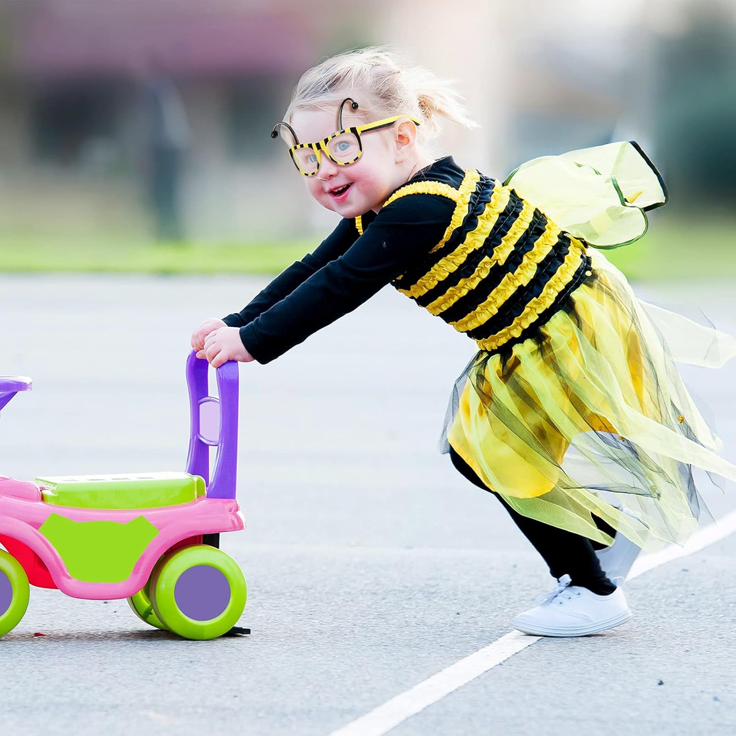 12 Pieces Bee Glasses Bee Sunglasses Bee Toy for Adult Costume Accessory Black Yellow Antenna Halloween Party Decorations : Clothing, Shoes & Jewelry
