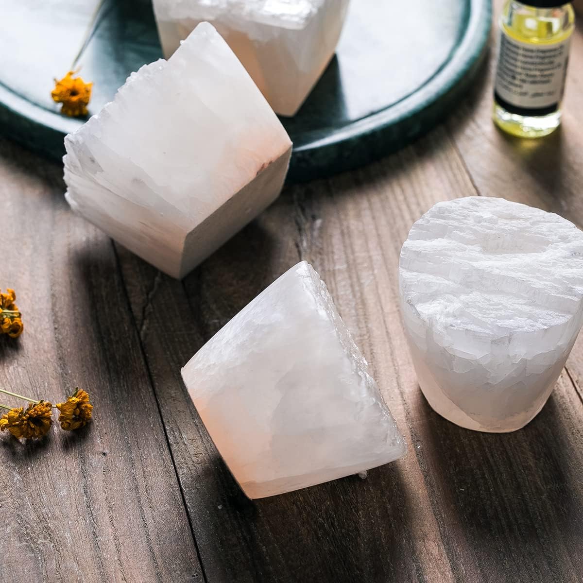 Nature Crystal Passive Diffuser Stone Essential Oil Diffuser Hand Carved Selenite Stone Diffuser - Perfect for Meditation Reflection Bedroom Decoration (1 Piece, Cylinder Diffuser)