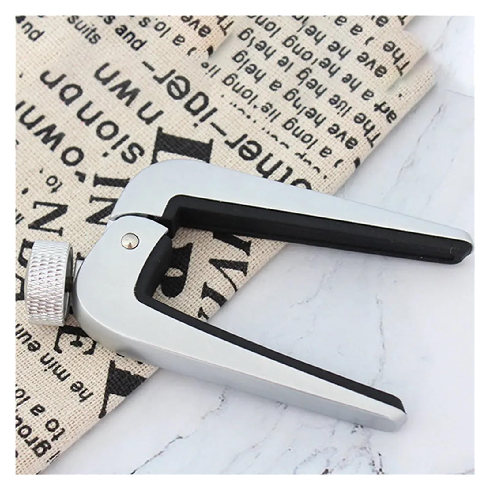 Capo De Guitarra Ajustable Plateado Universal